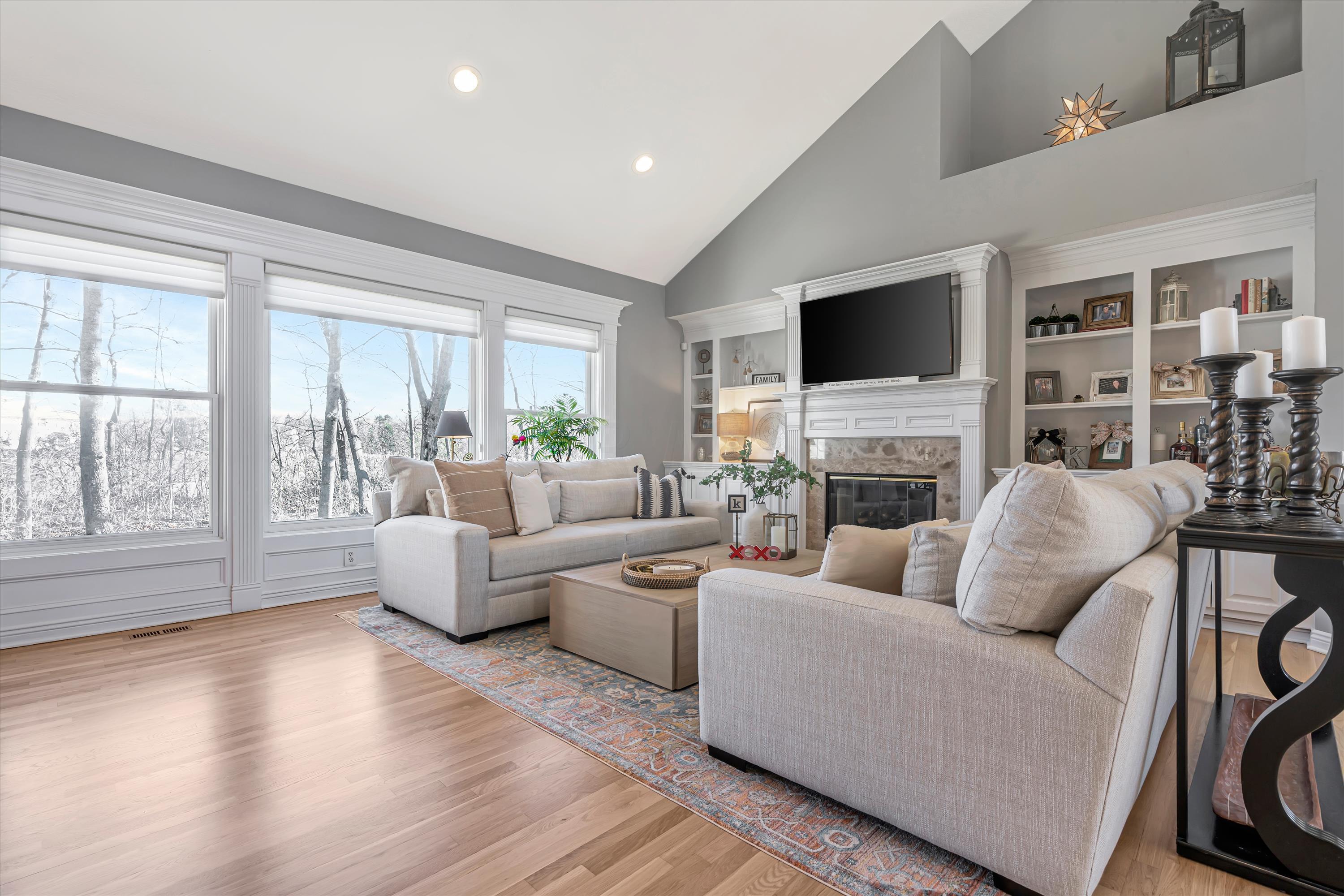 6947 Regency Drive