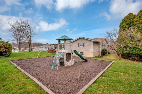 2865 E Military Road