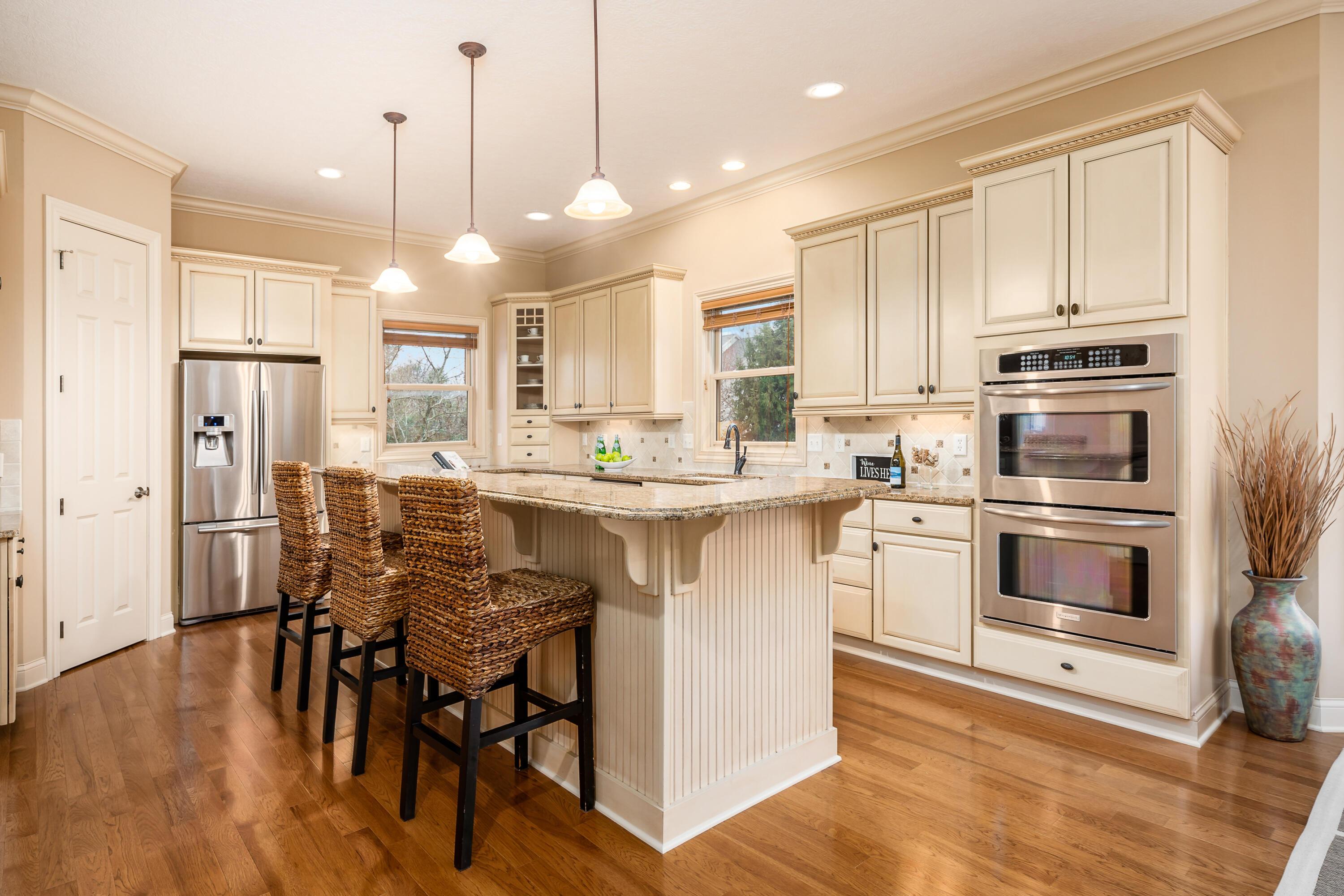 5461 Willow Bend Court