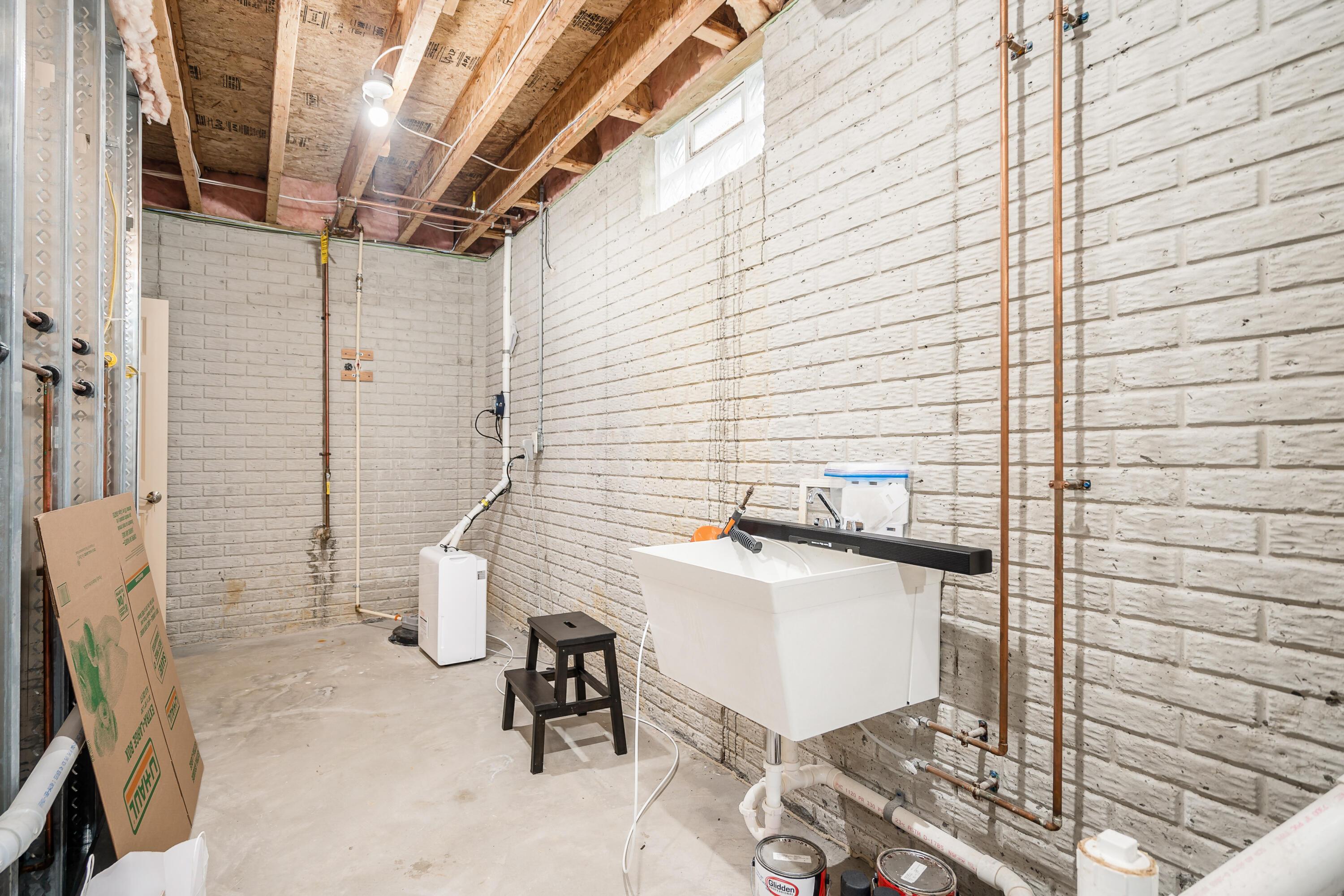 5461 Willow Bend Court