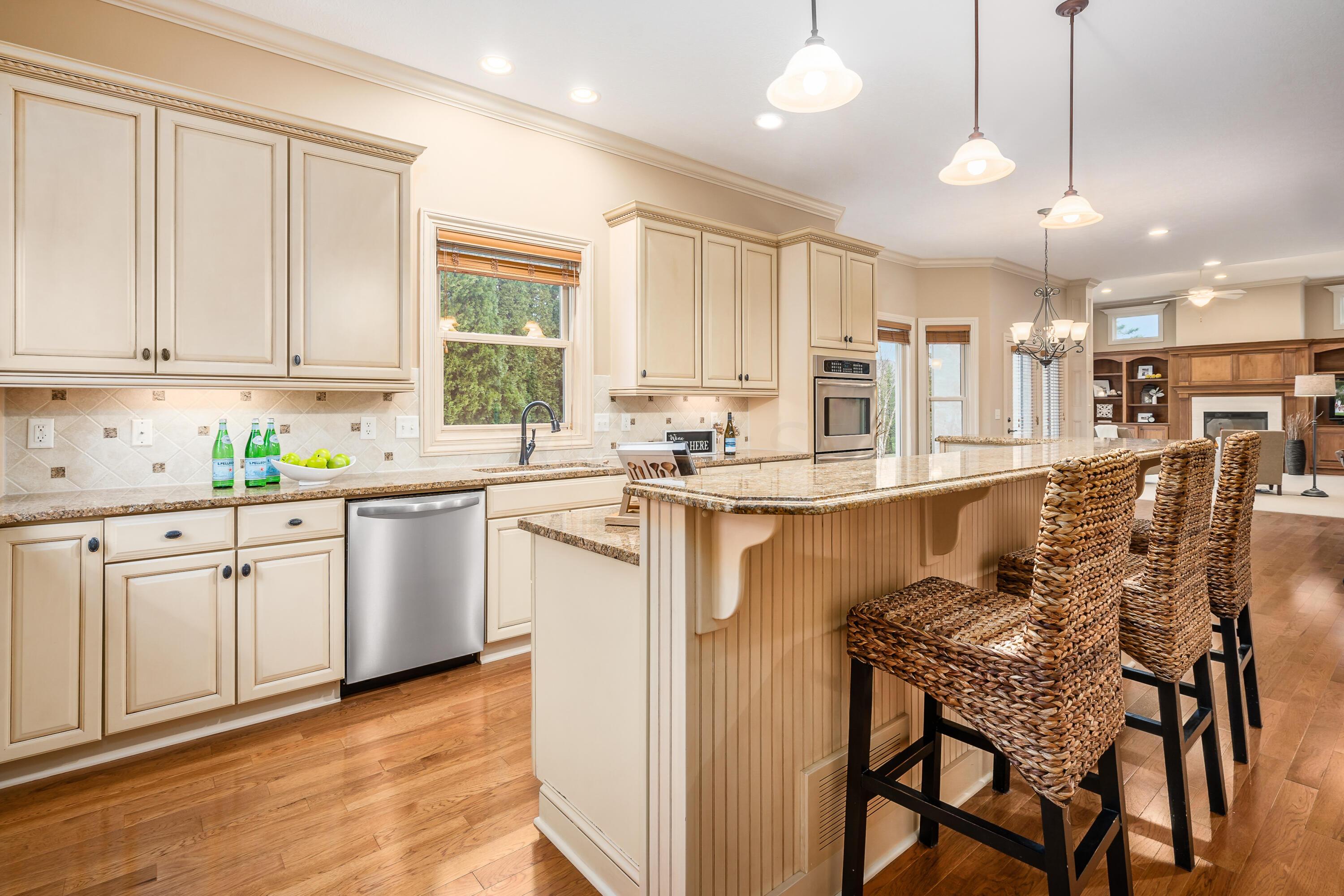 5461 Willow Bend Court