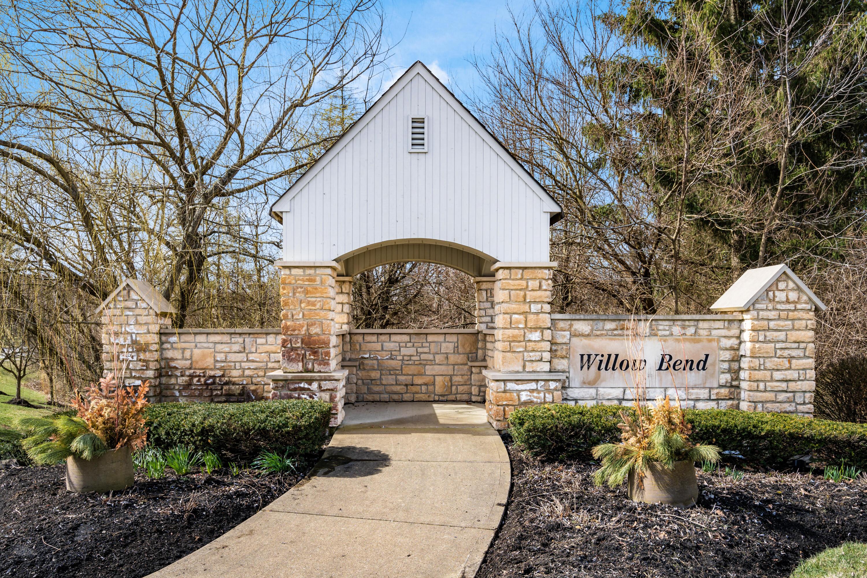 5461 Willow Bend Court