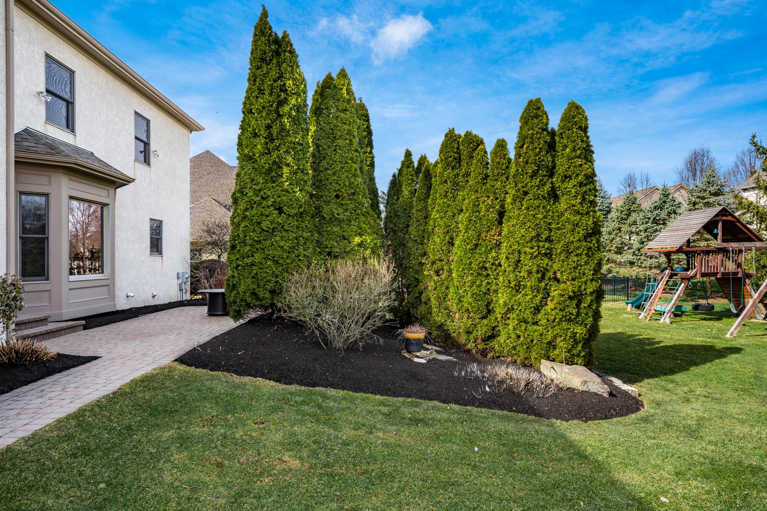 5461 Willow Bend Court