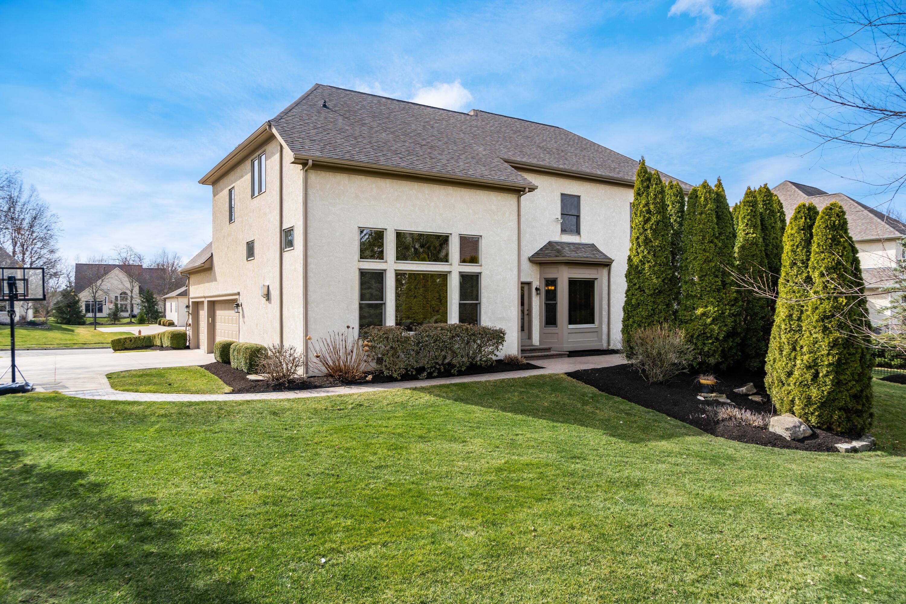 5461 Willow Bend Court