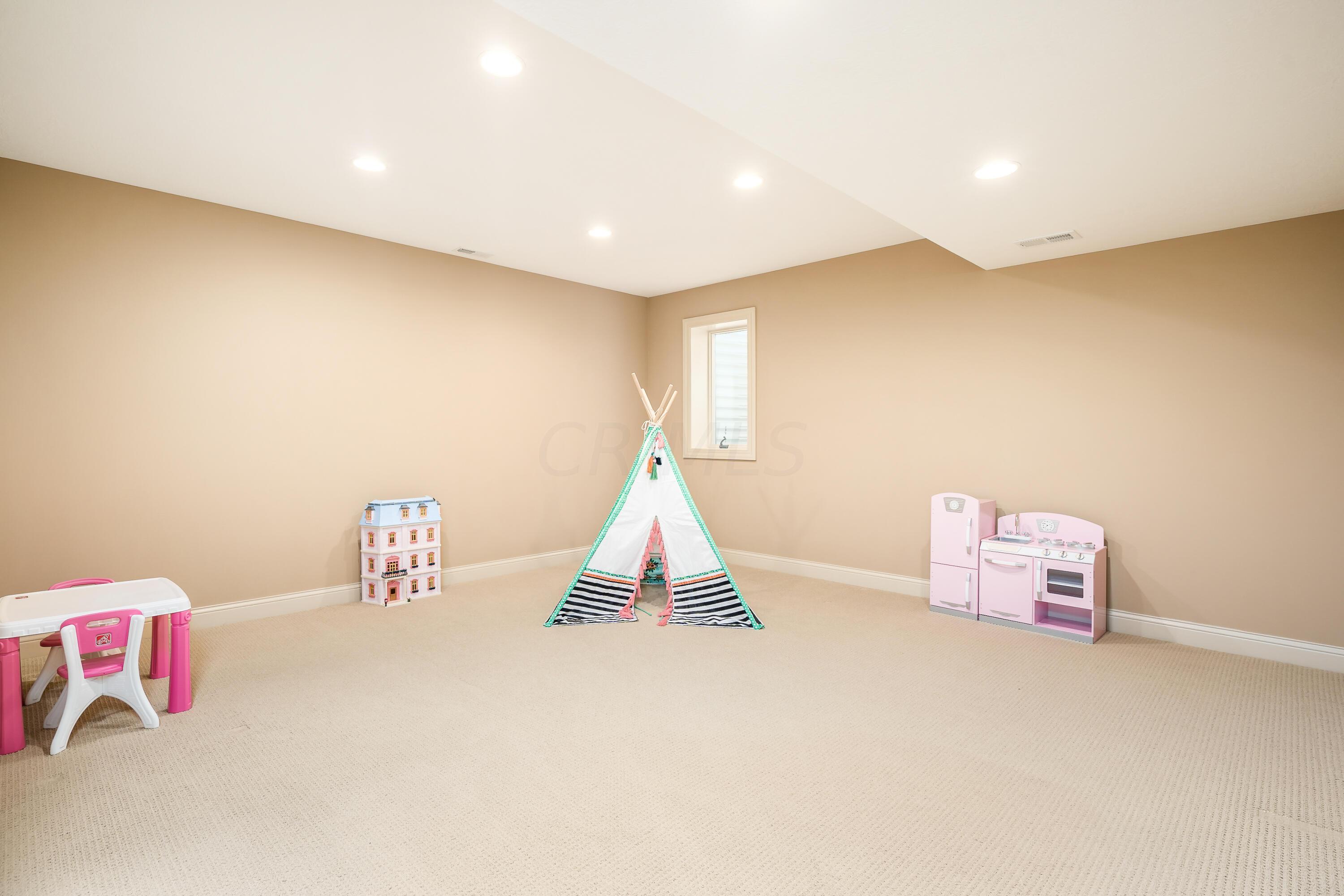 5461 Willow Bend Court