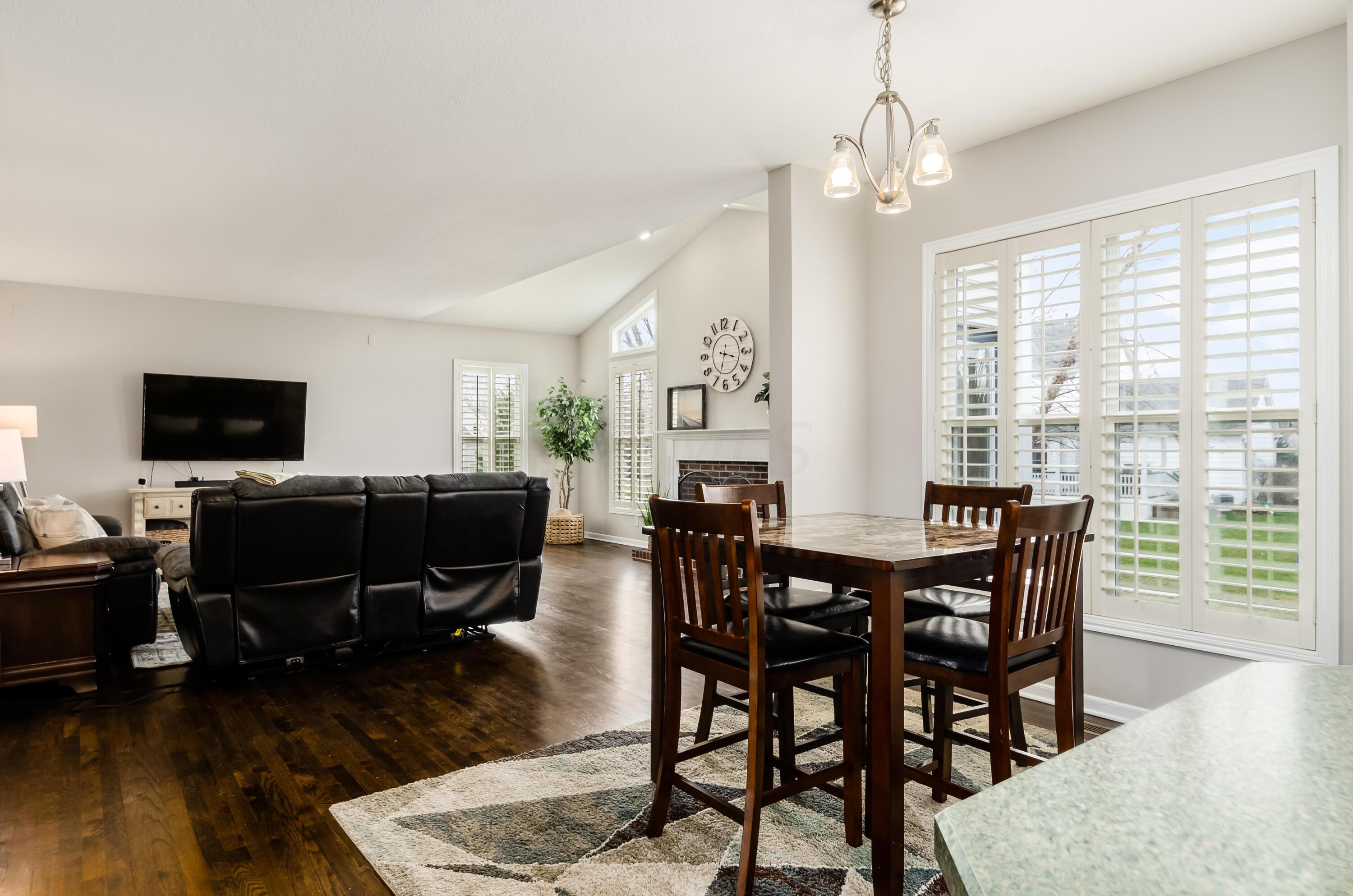 6558 Hermitage Drive