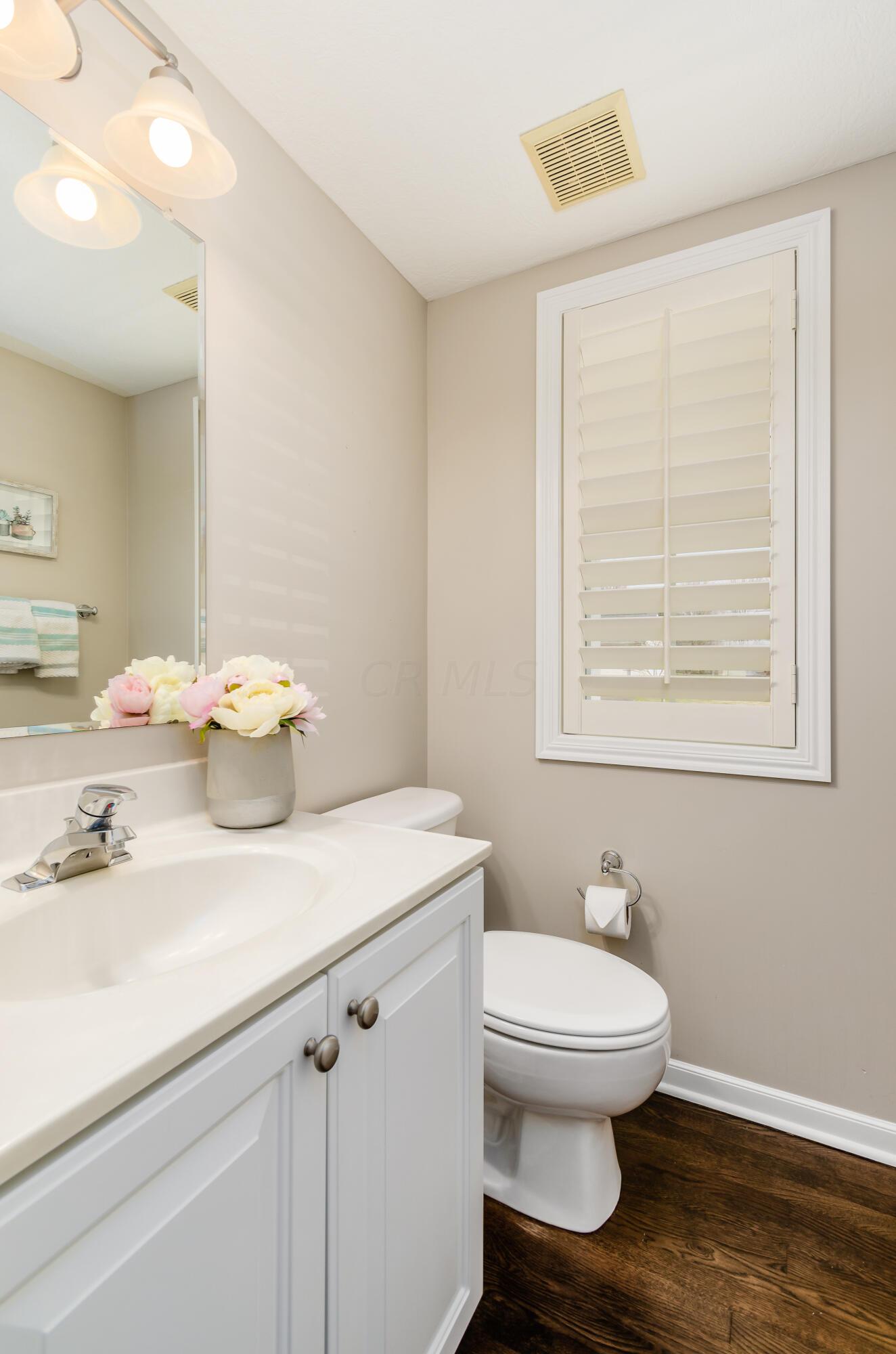 6558 Hermitage Drive