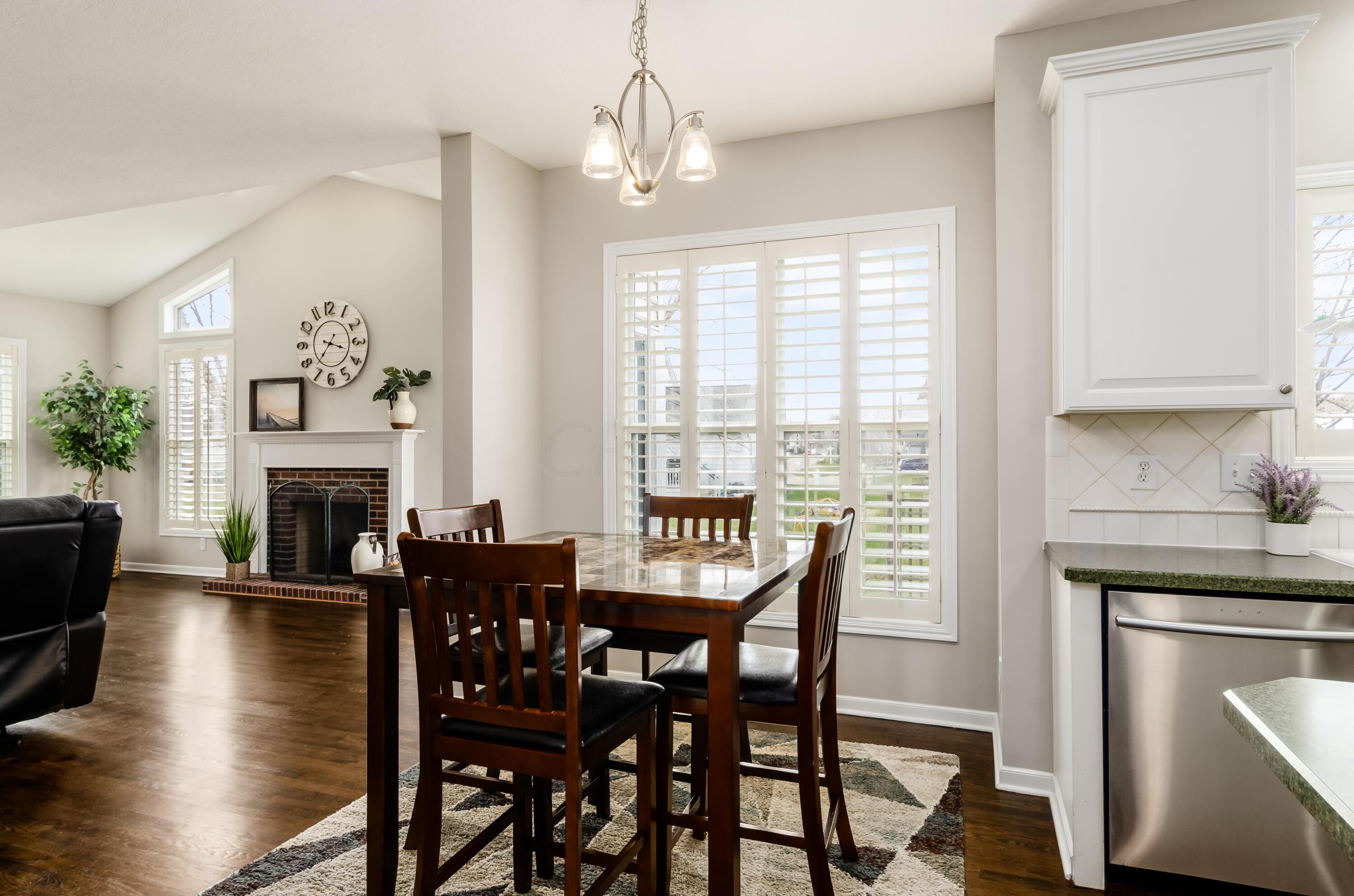 6558 Hermitage Drive