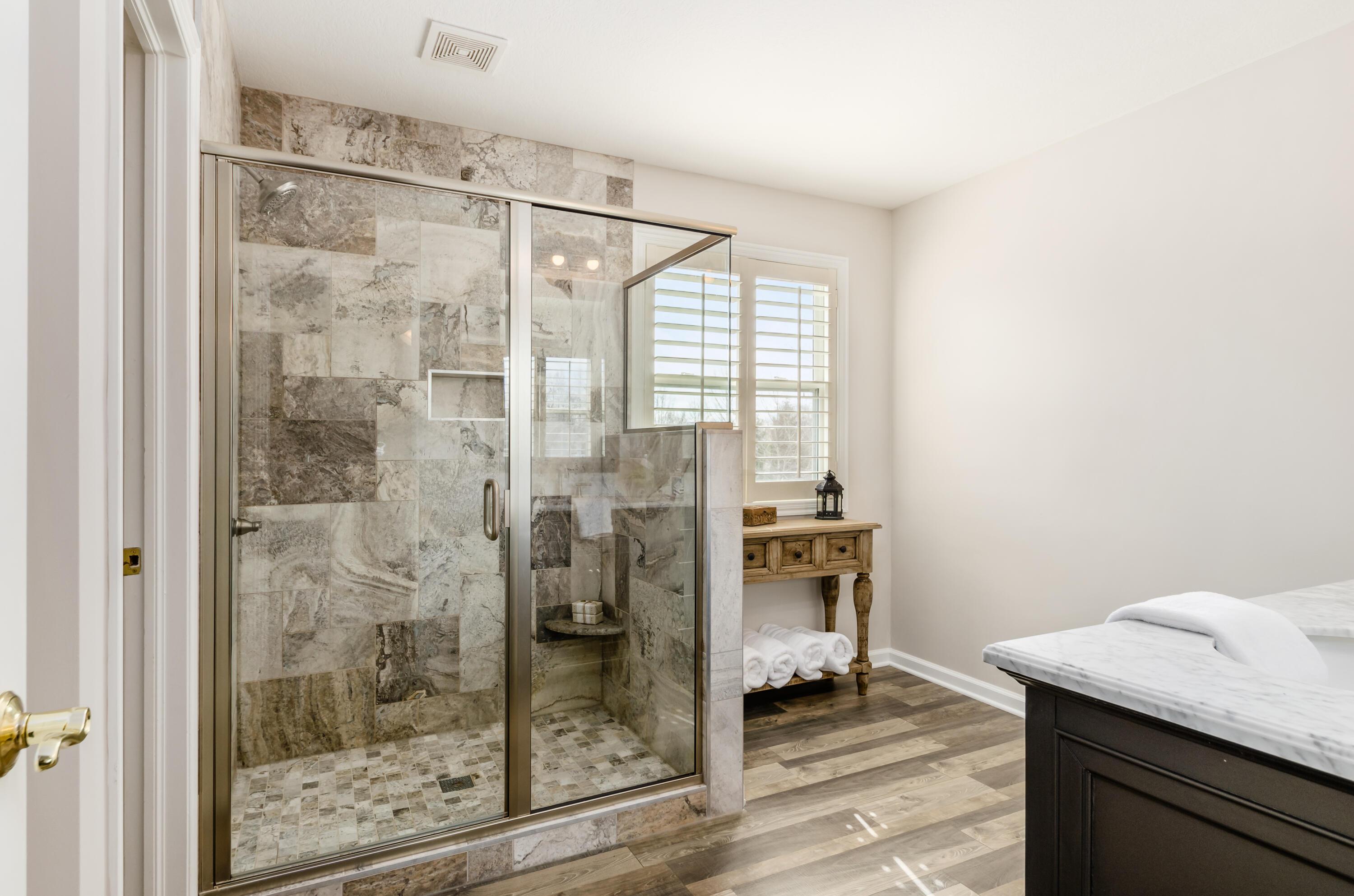 6558 Hermitage Drive