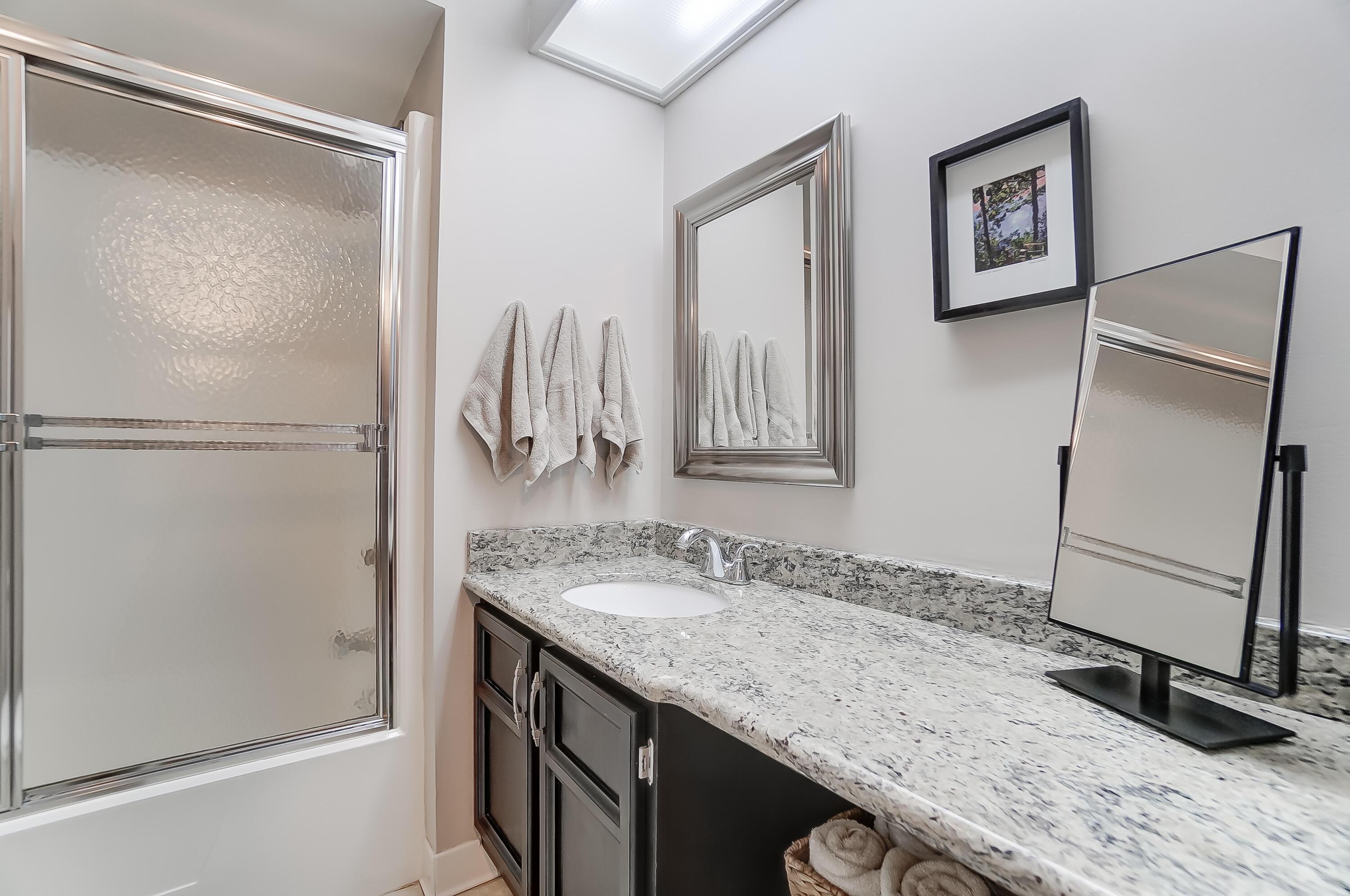 215 Saint Pierre Street, 6-B