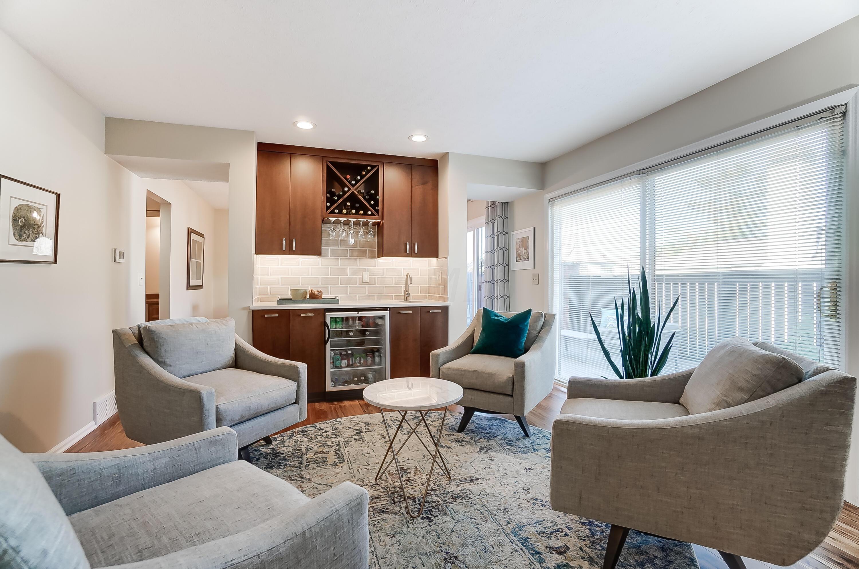 215 Saint Pierre Street, 6-B