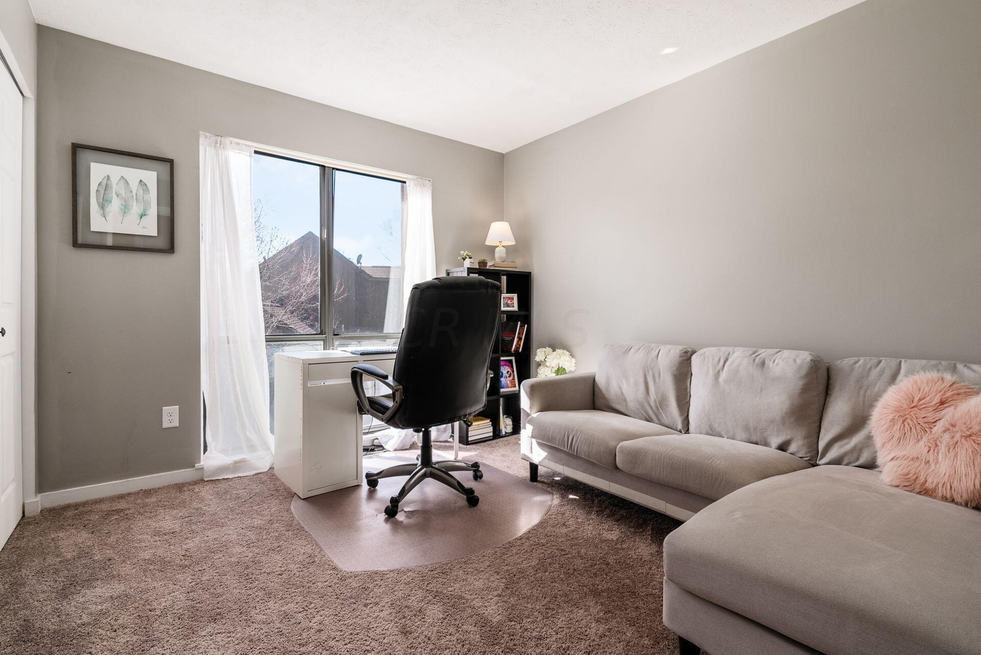 5060 Grasshopper Lane