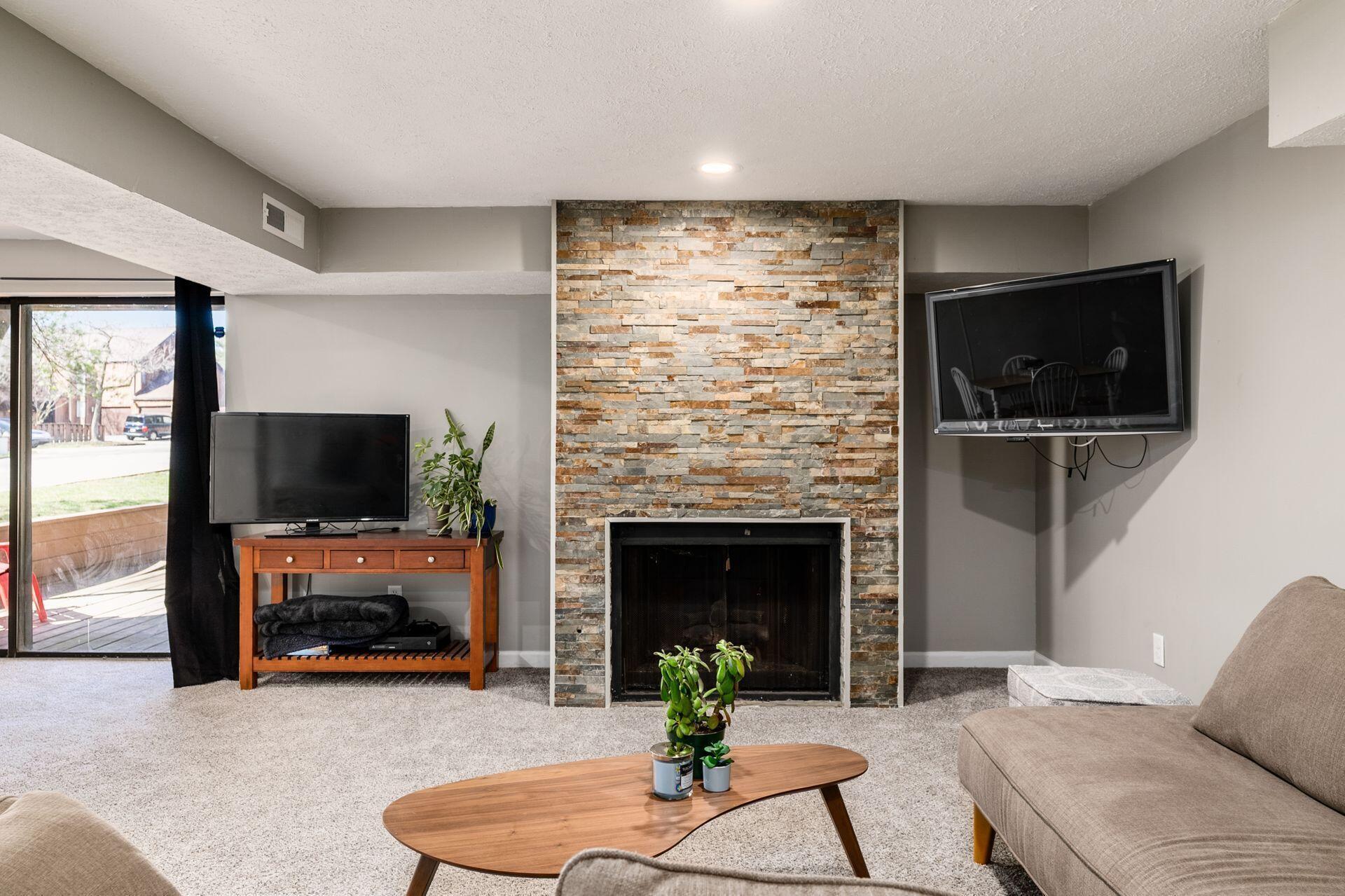 5060 Grasshopper Lane