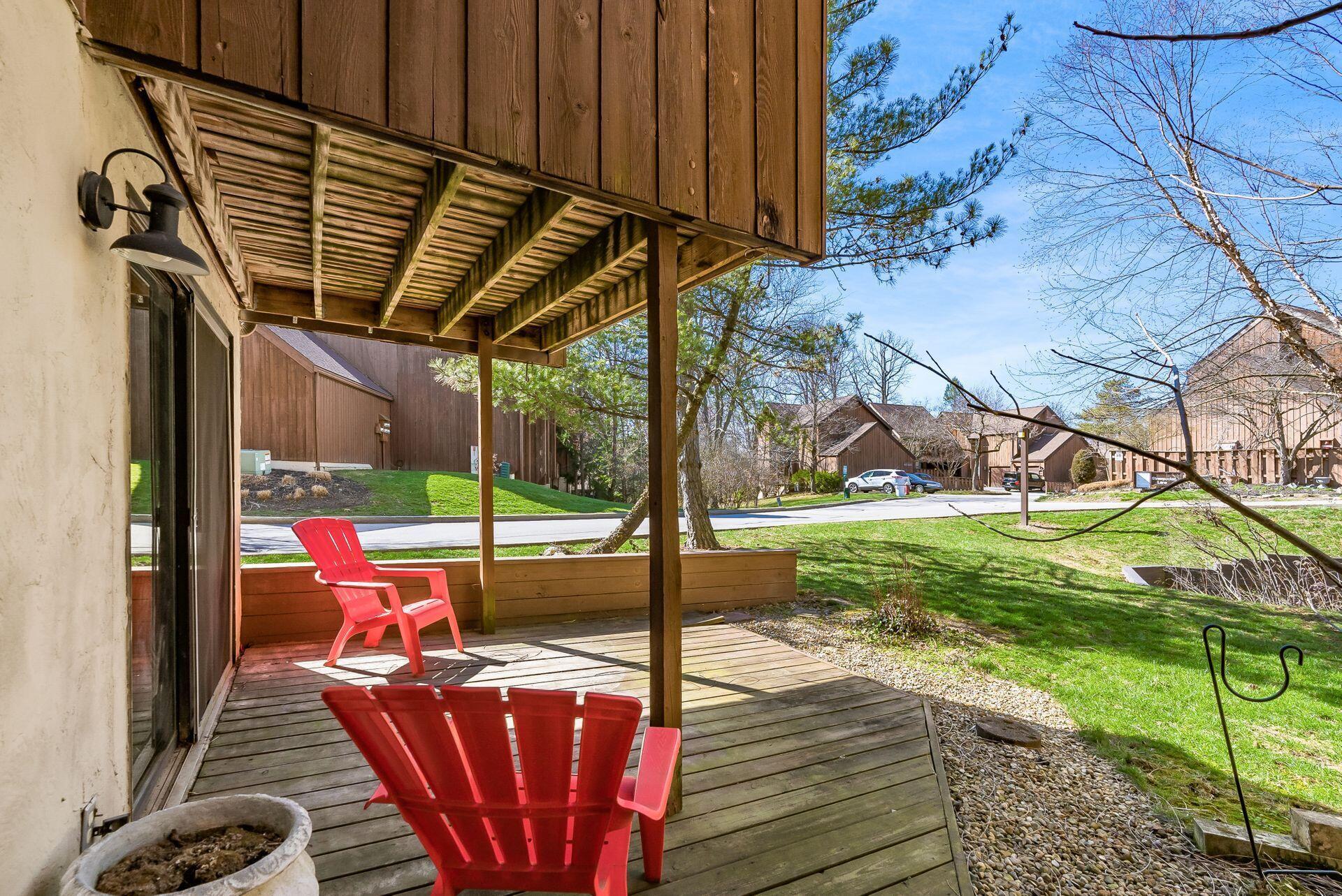 5060 Grasshopper Lane