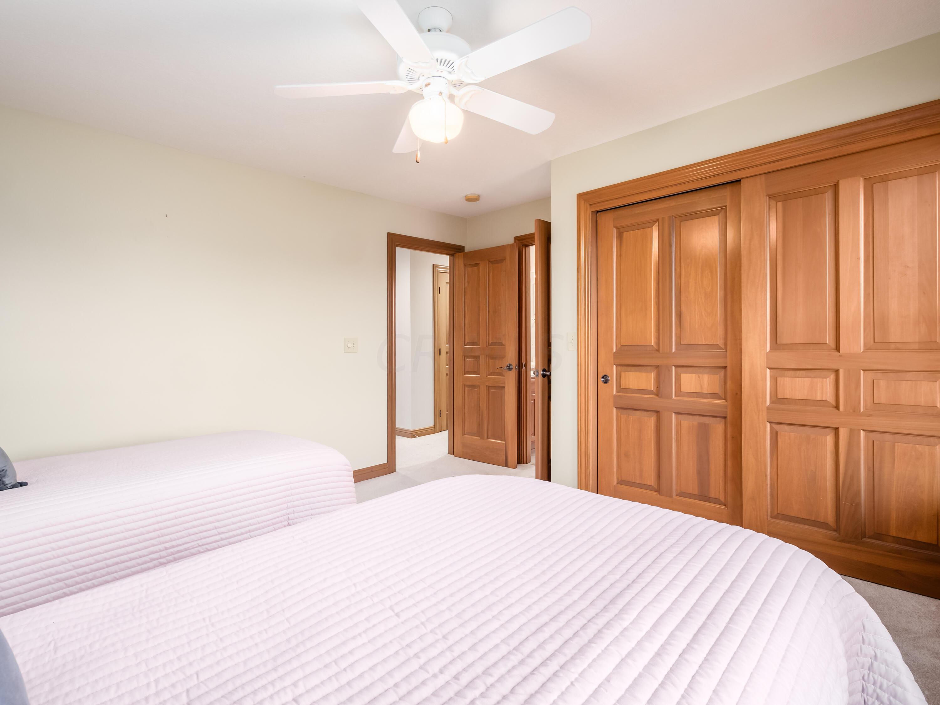 6215 Spring Run Drive