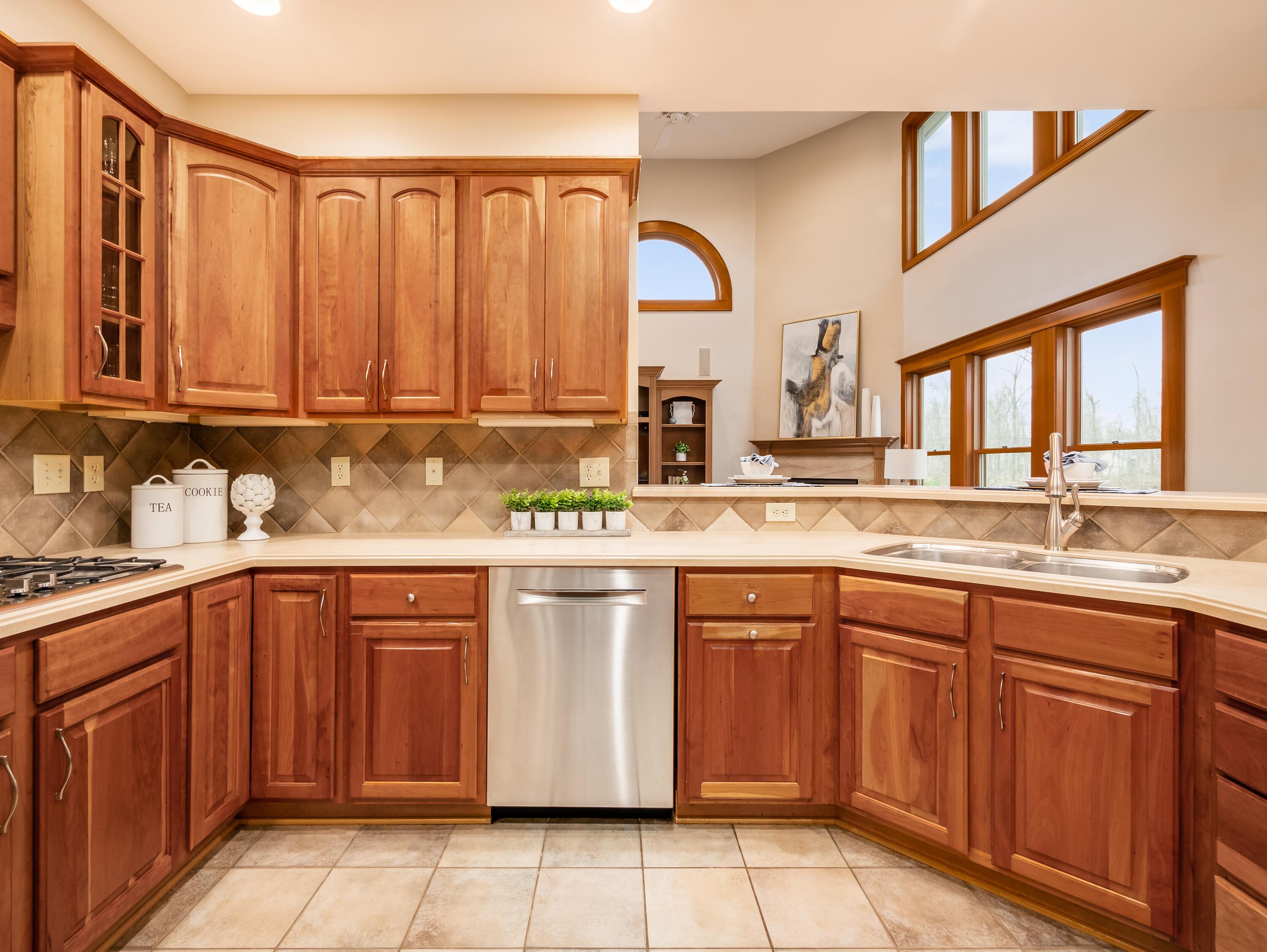 6215 Spring Run Drive