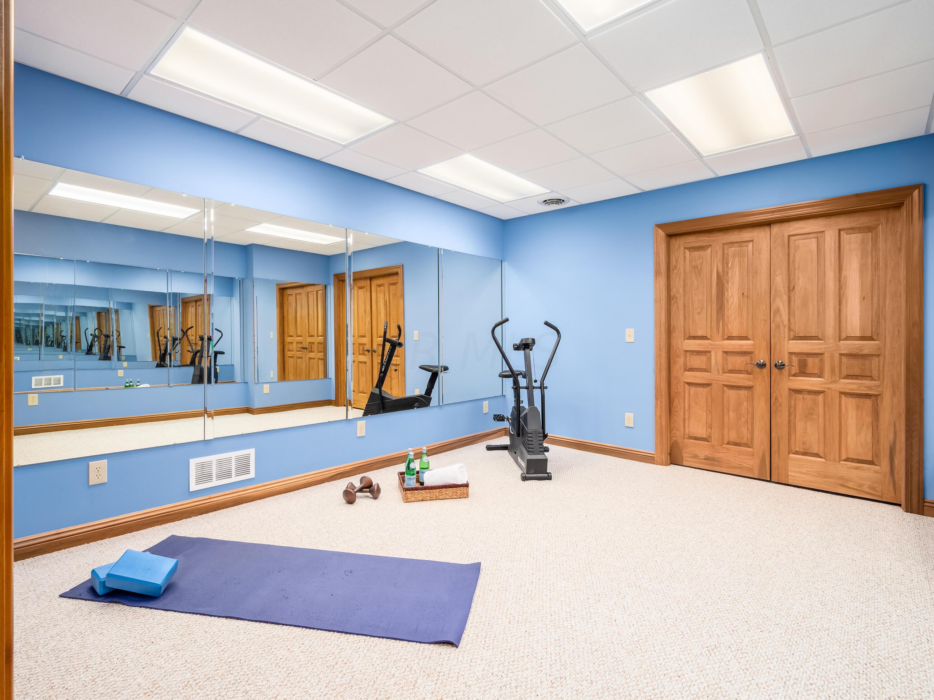 6215 Spring Run Drive