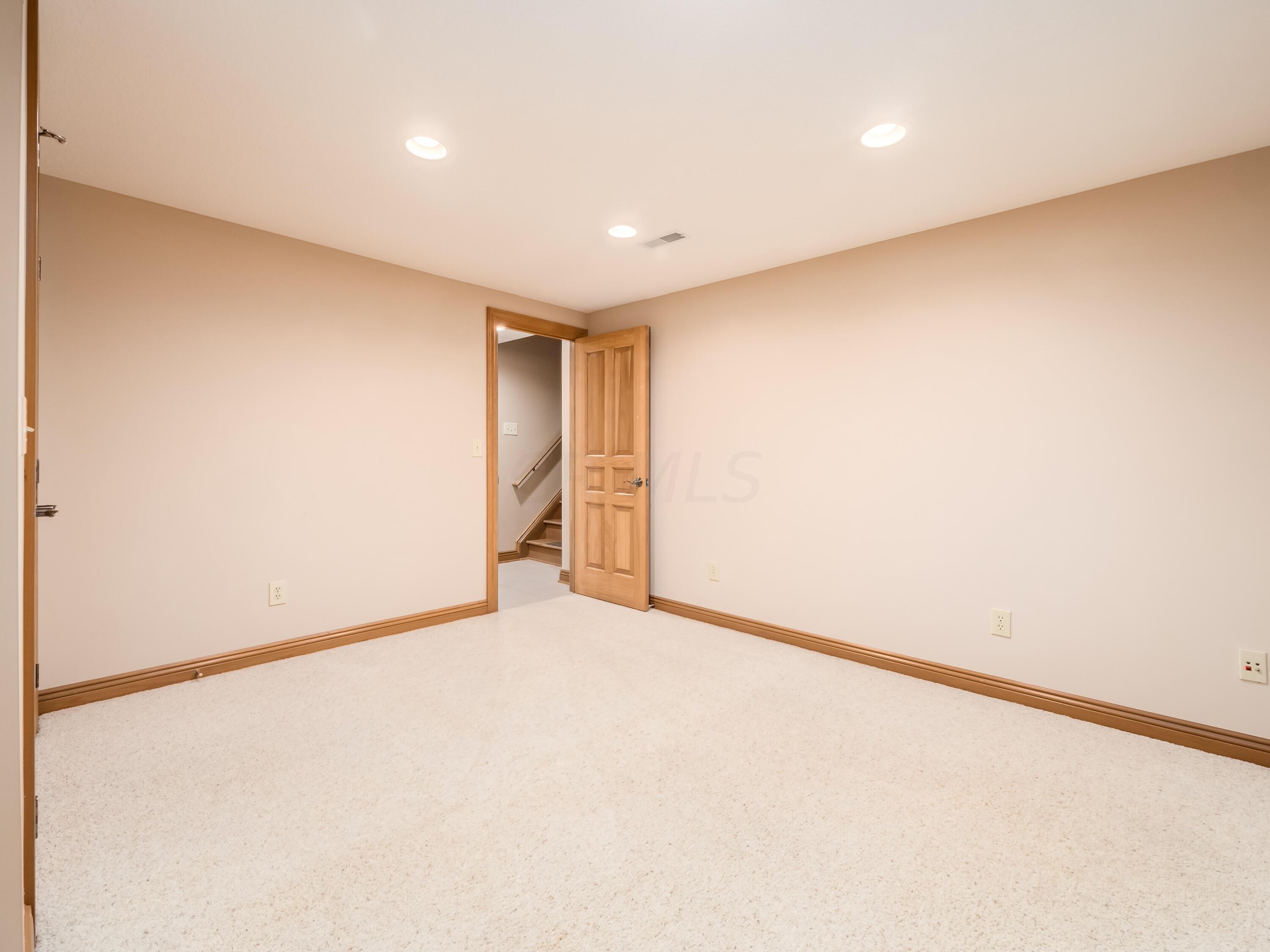 6215 Spring Run Drive