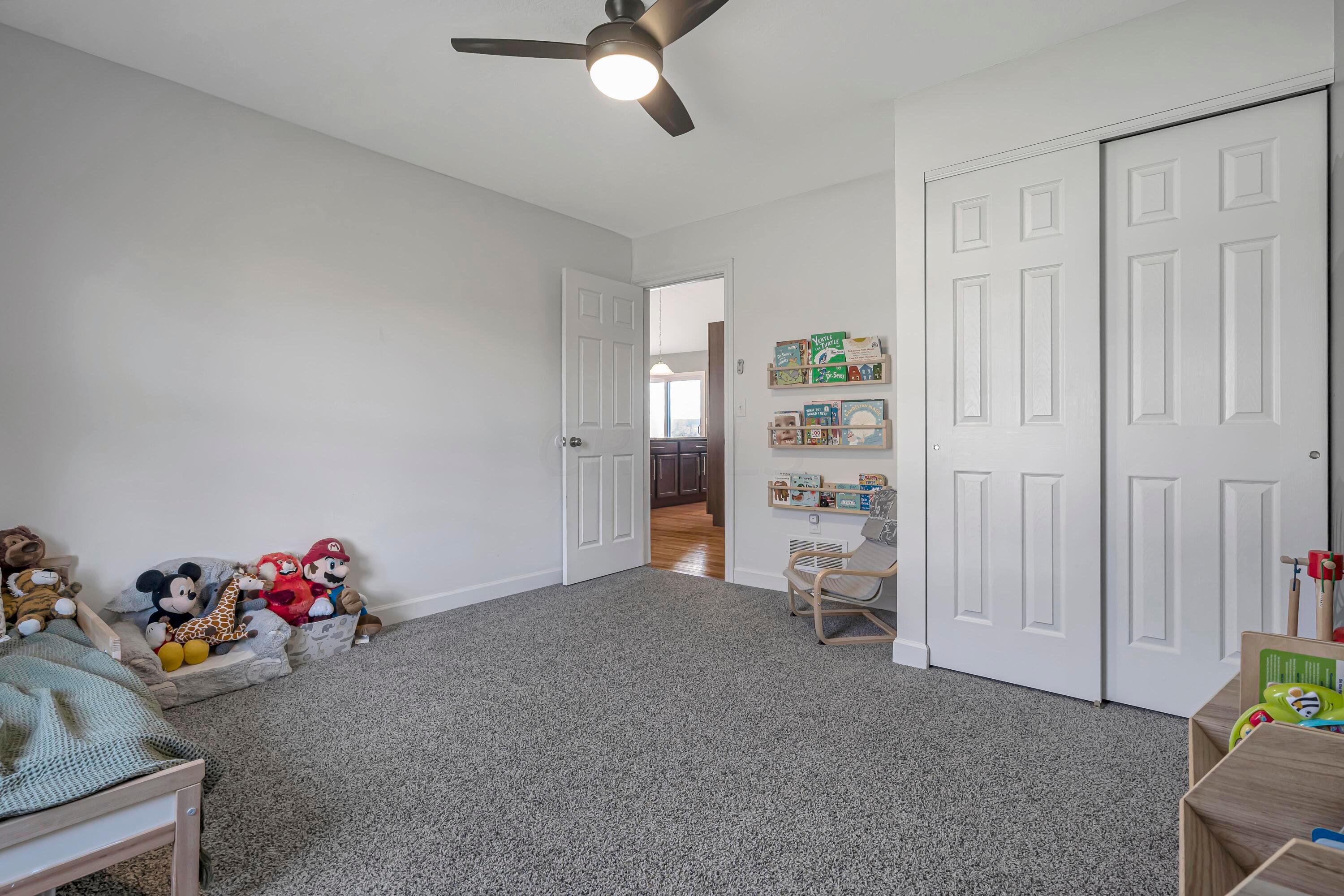 230 Glenridge Circle