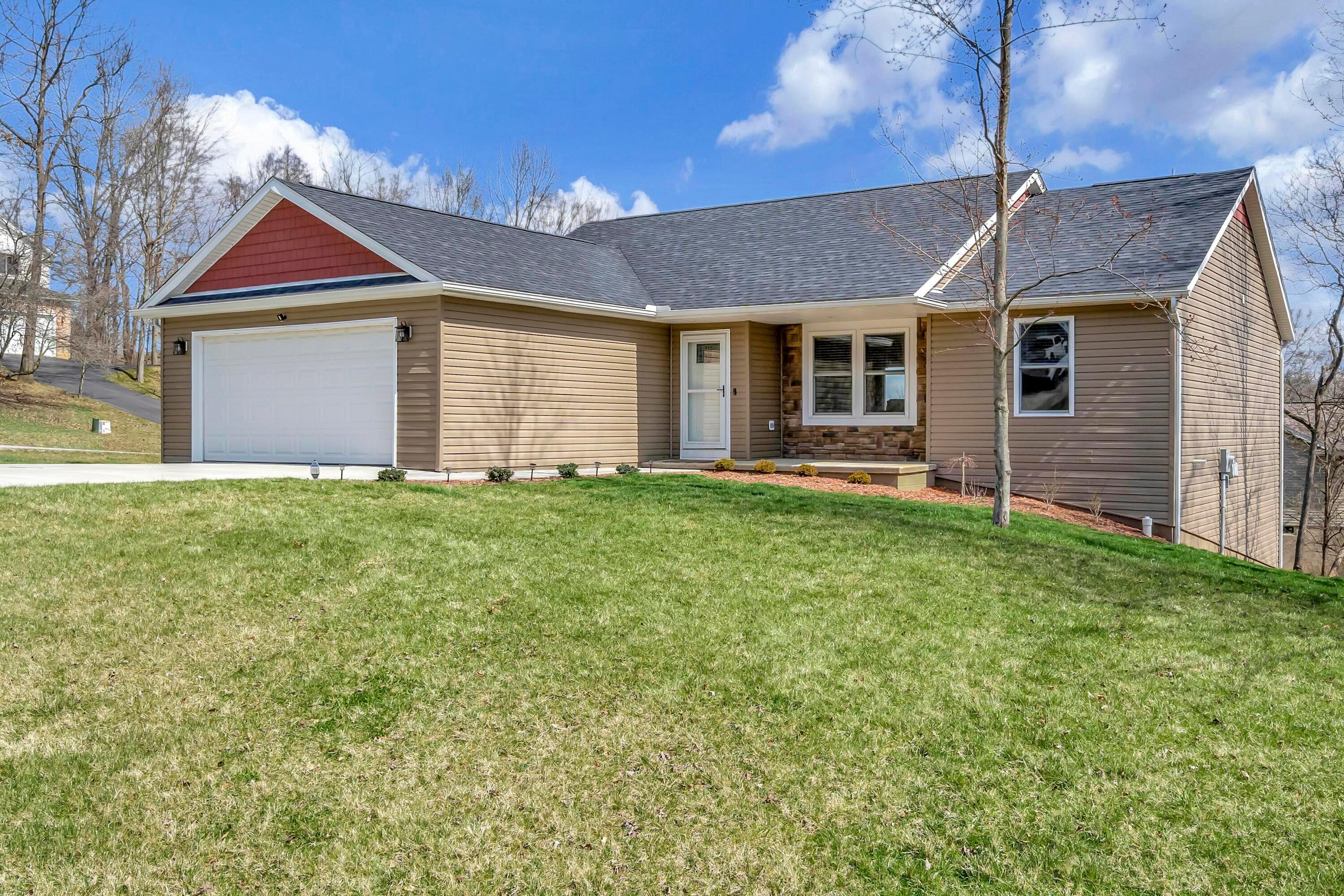 230 Glenridge Circle