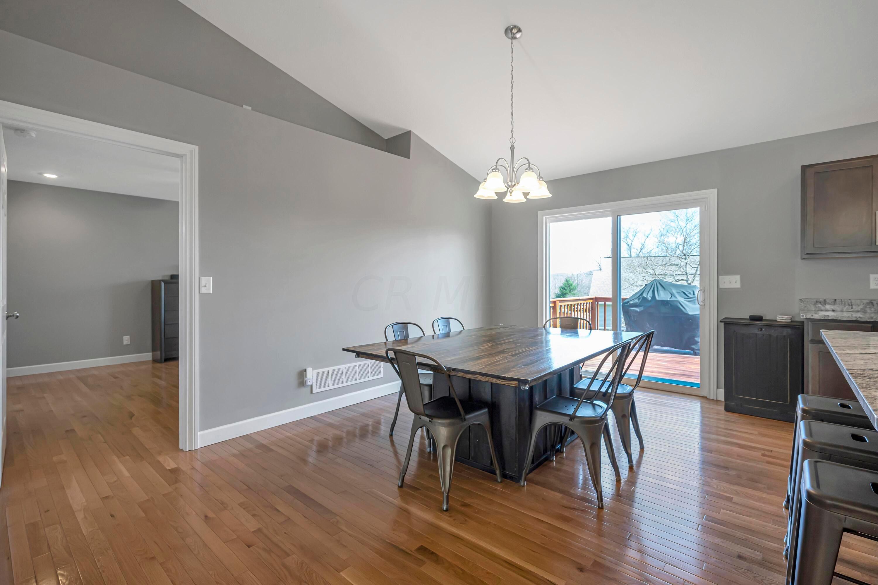 230 Glenridge Circle