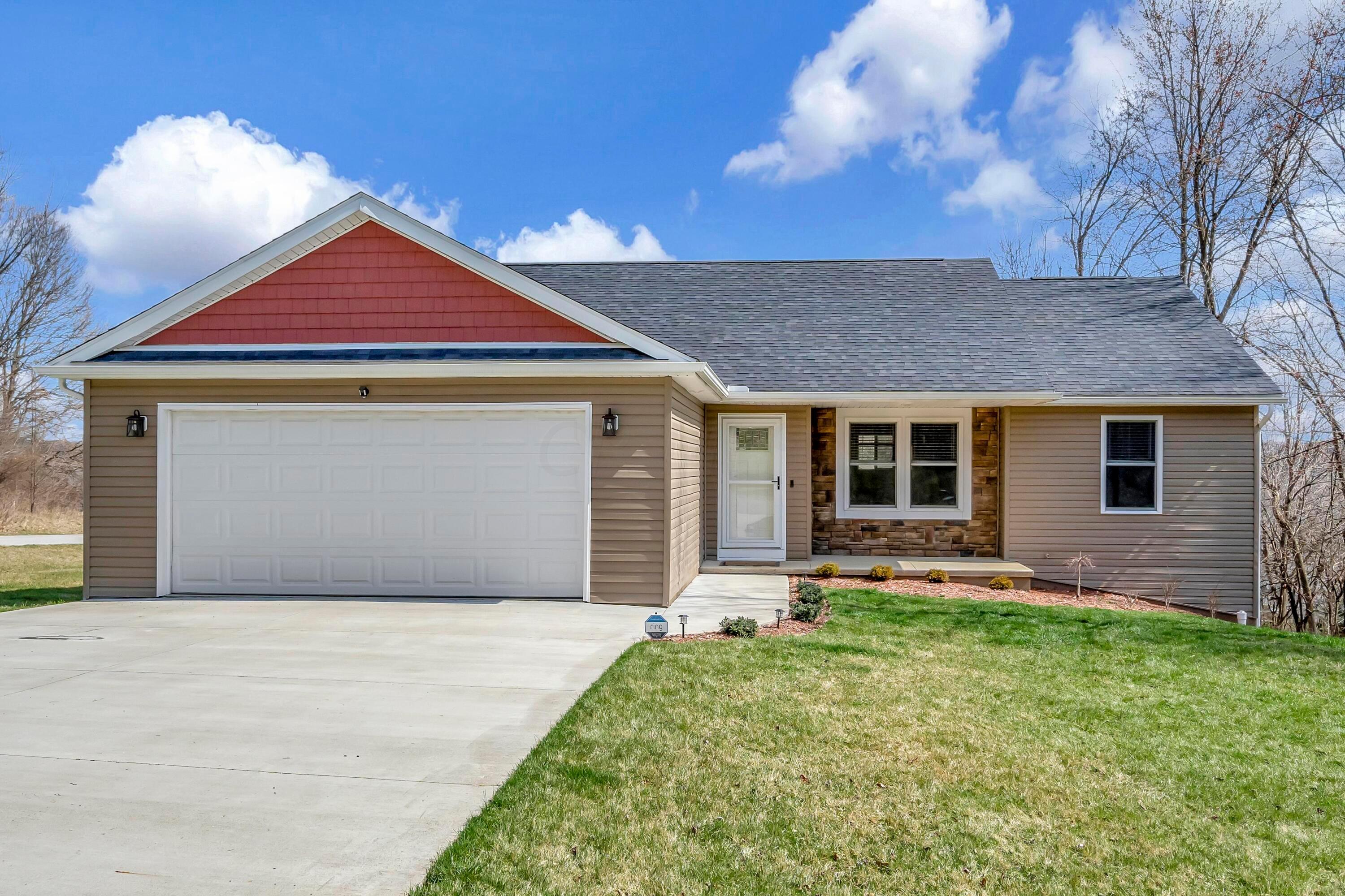 230 Glenridge Circle