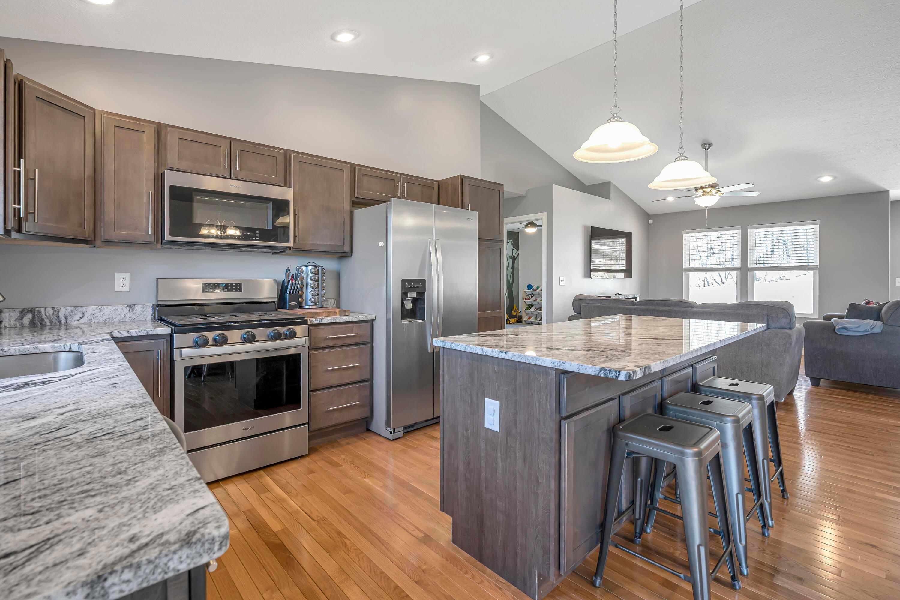 230 Glenridge Circle