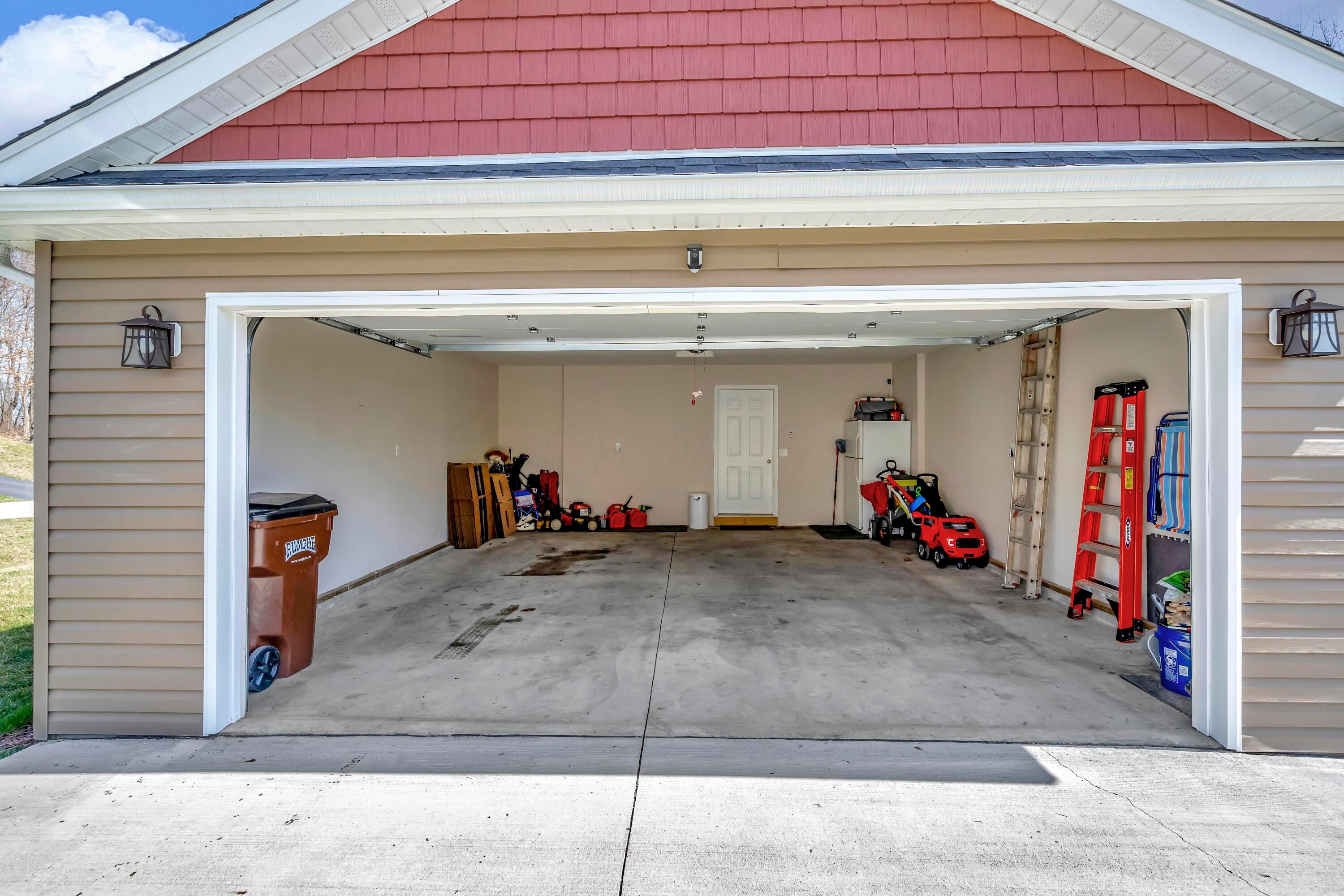 230 Glenridge Circle
