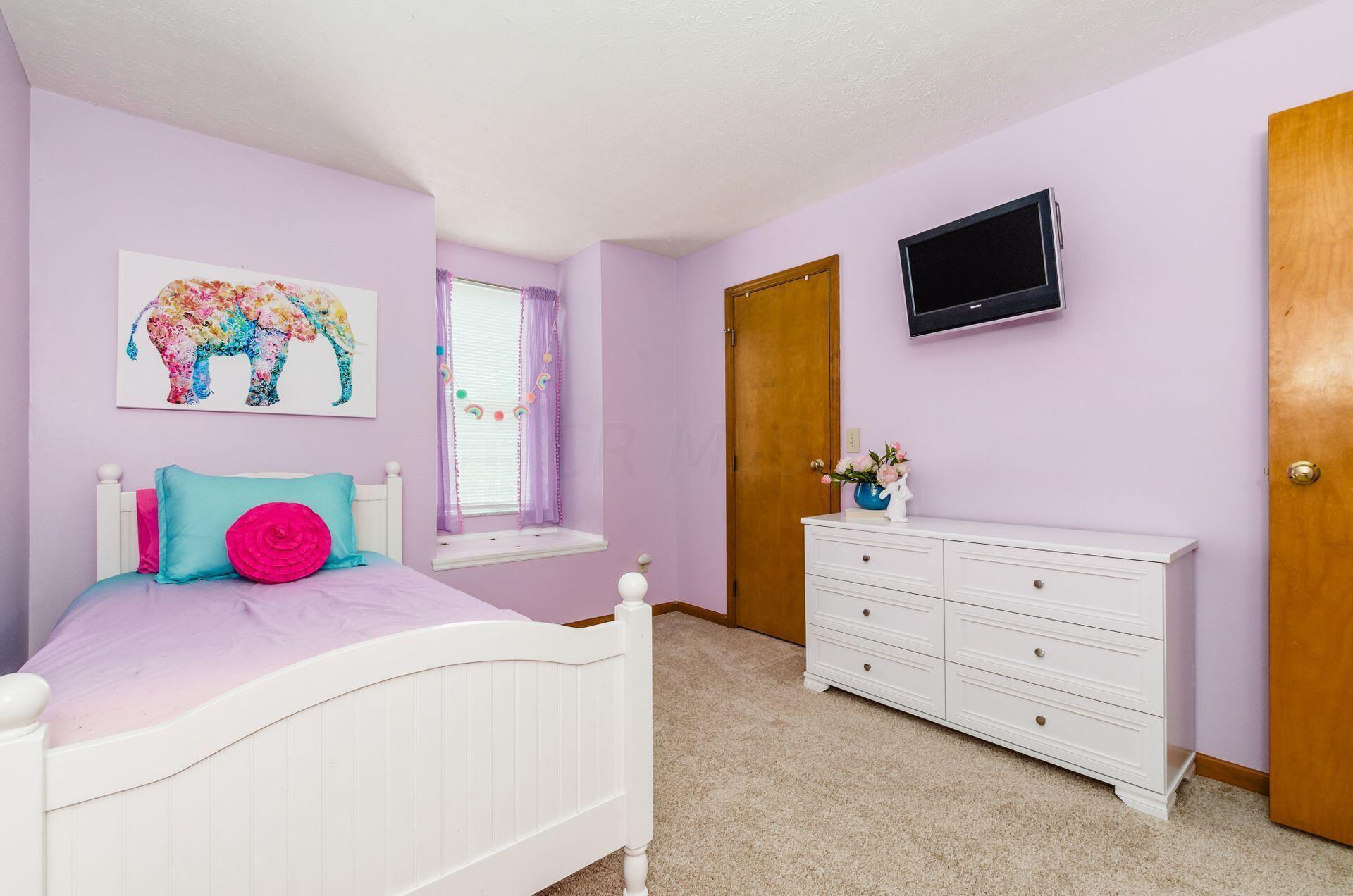 5725 Pleasant Hill Drive