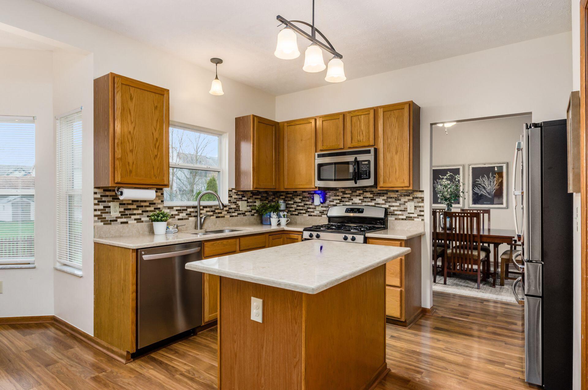 5725 Pleasant Hill Drive