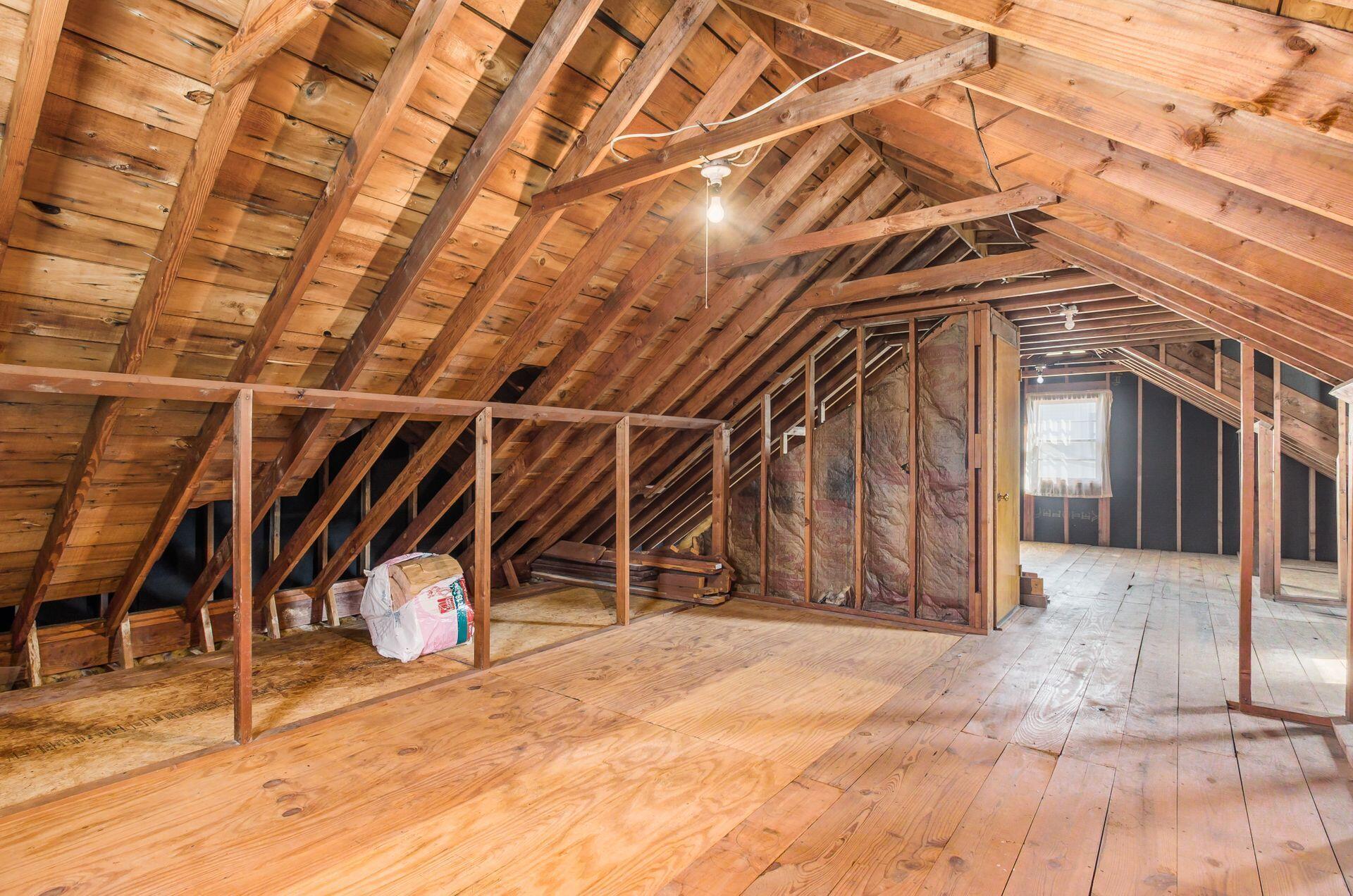 4939 Glen Burn Avenue