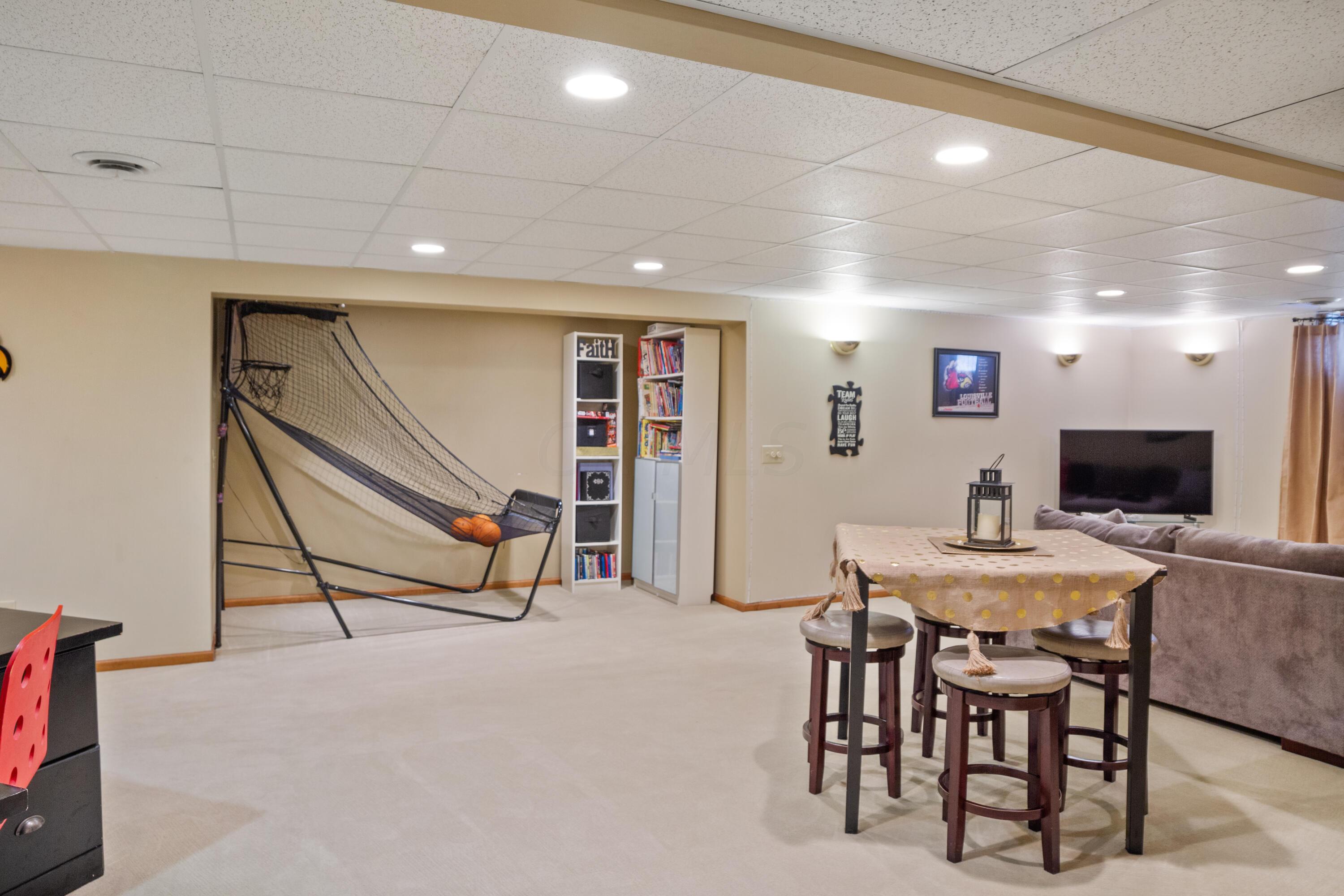 827 Abbey Lane
