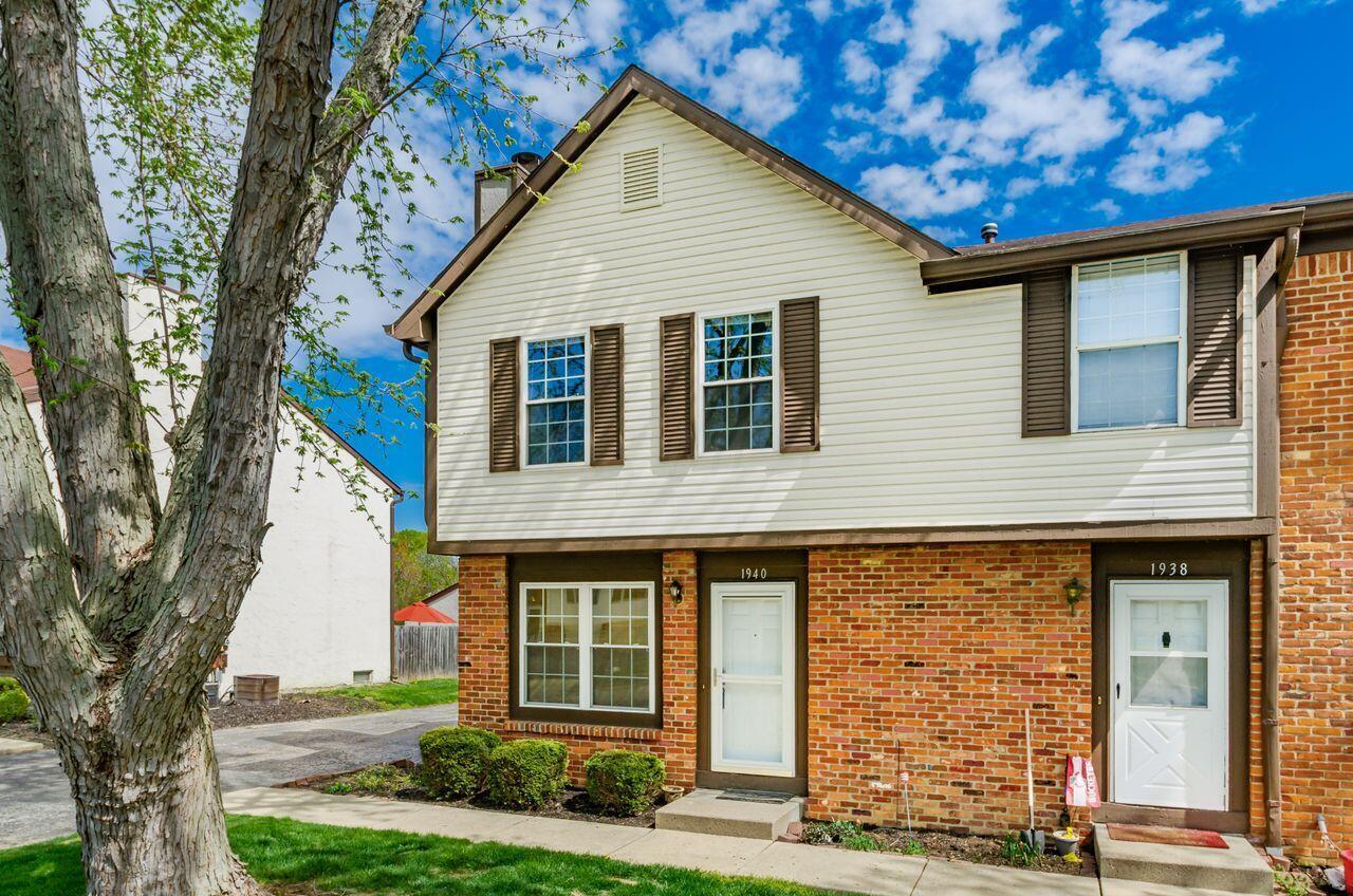 1940 Laramie Drive, 17