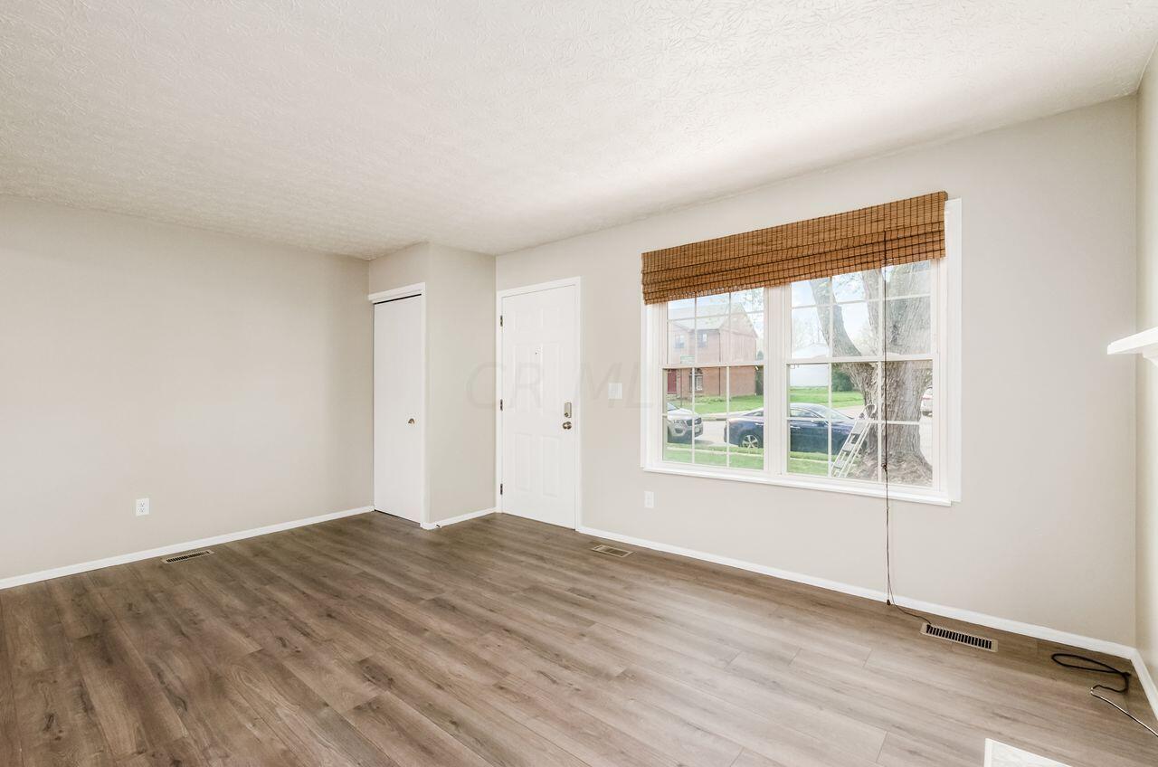 1940 Laramie Drive, 17