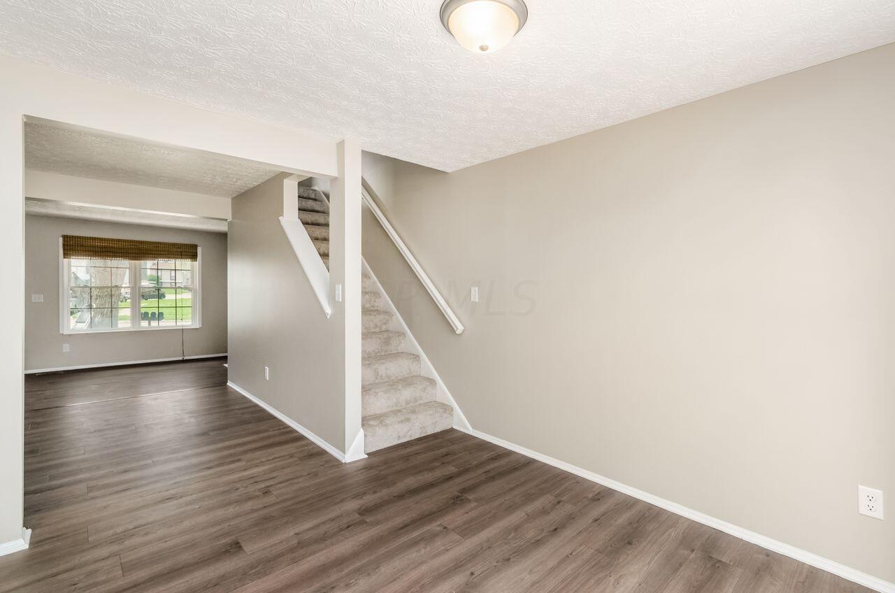 1940 Laramie Drive, 17