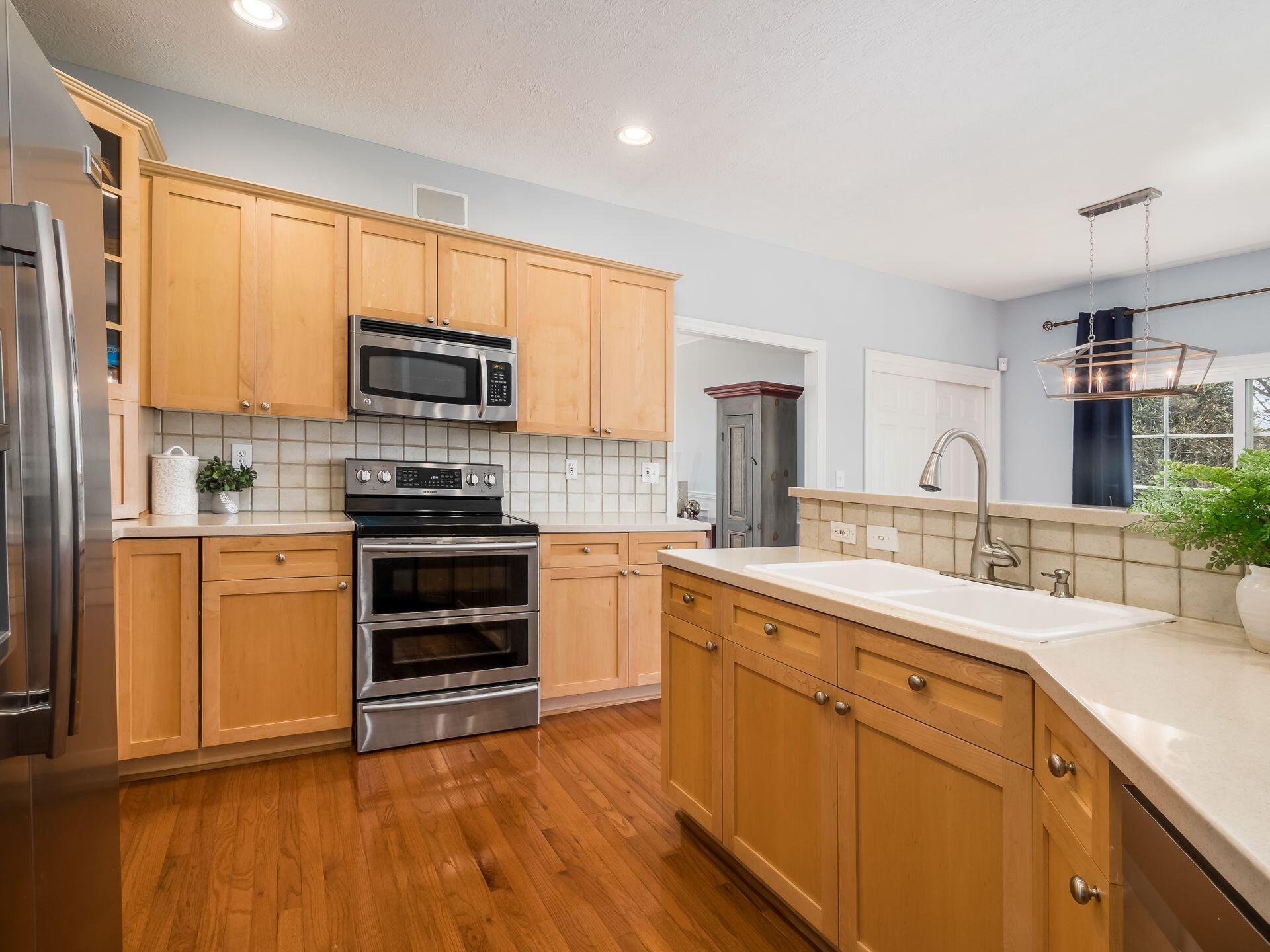 7512 Center Green Drive
