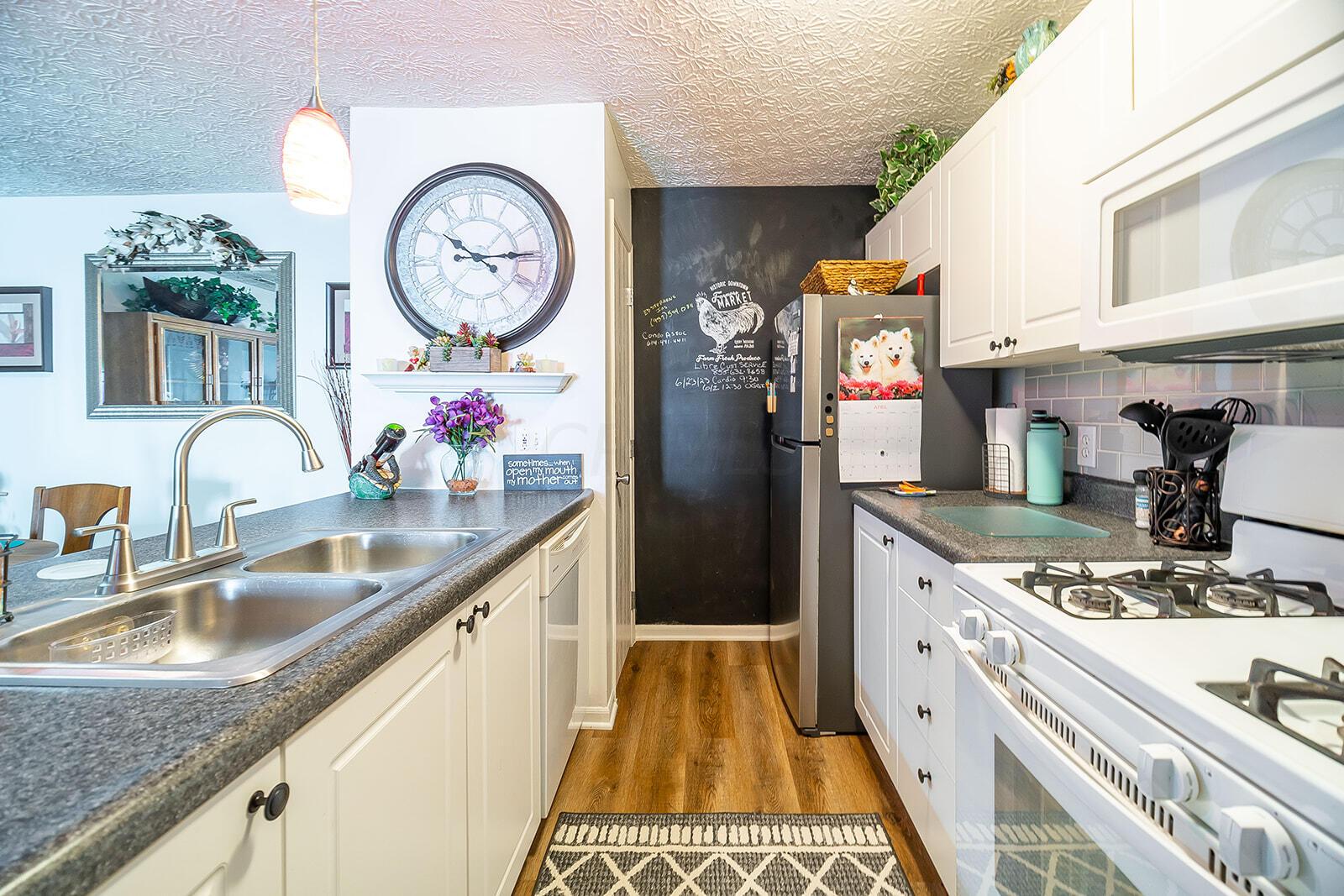 6677 Lagrange Drive, 47E