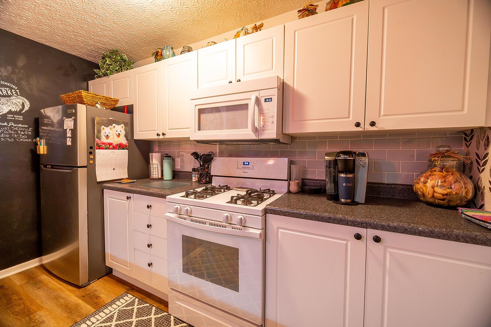 6677 Lagrange Drive, 47E