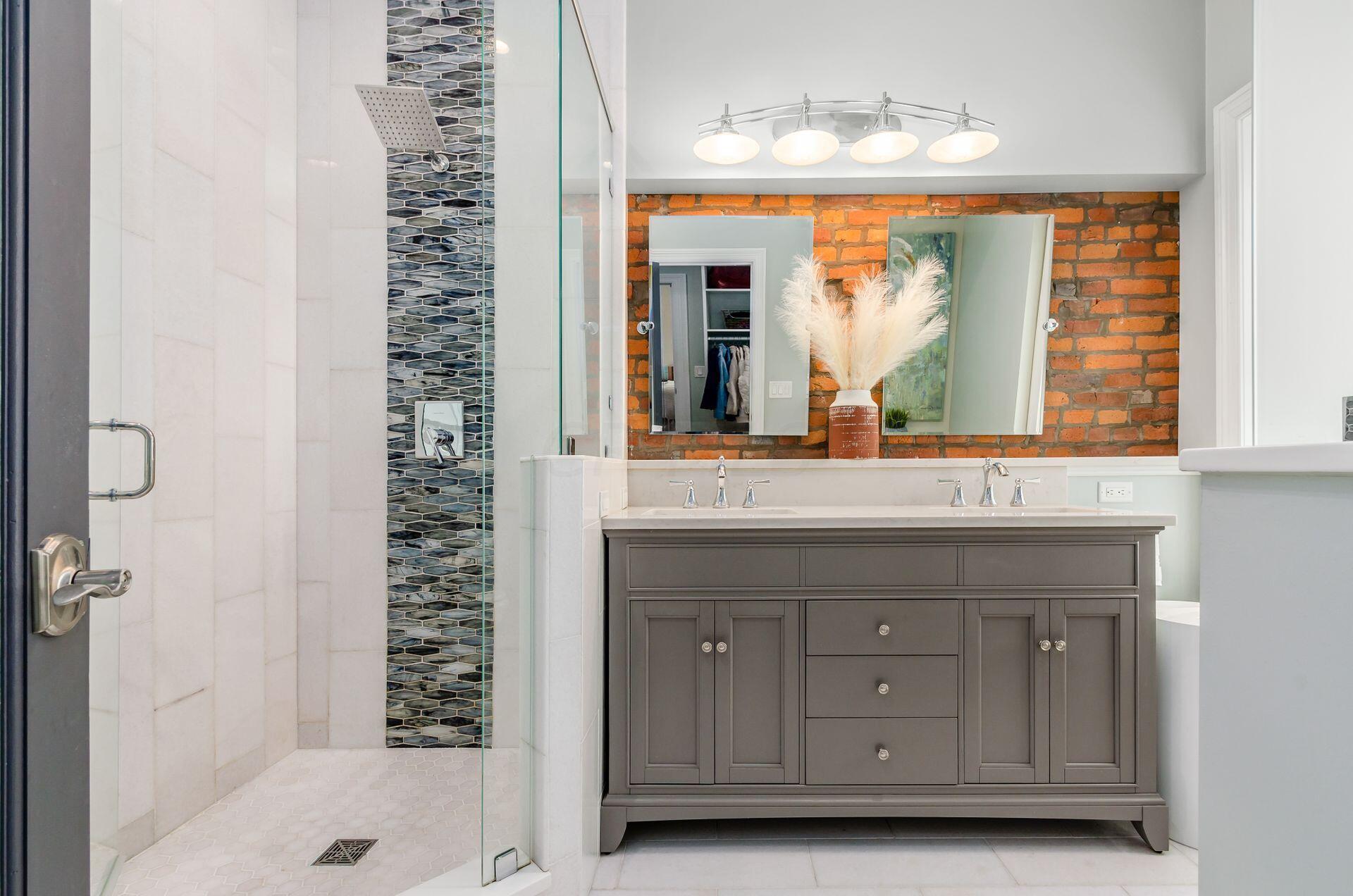 171 E Livingston Avenue, Unit B
