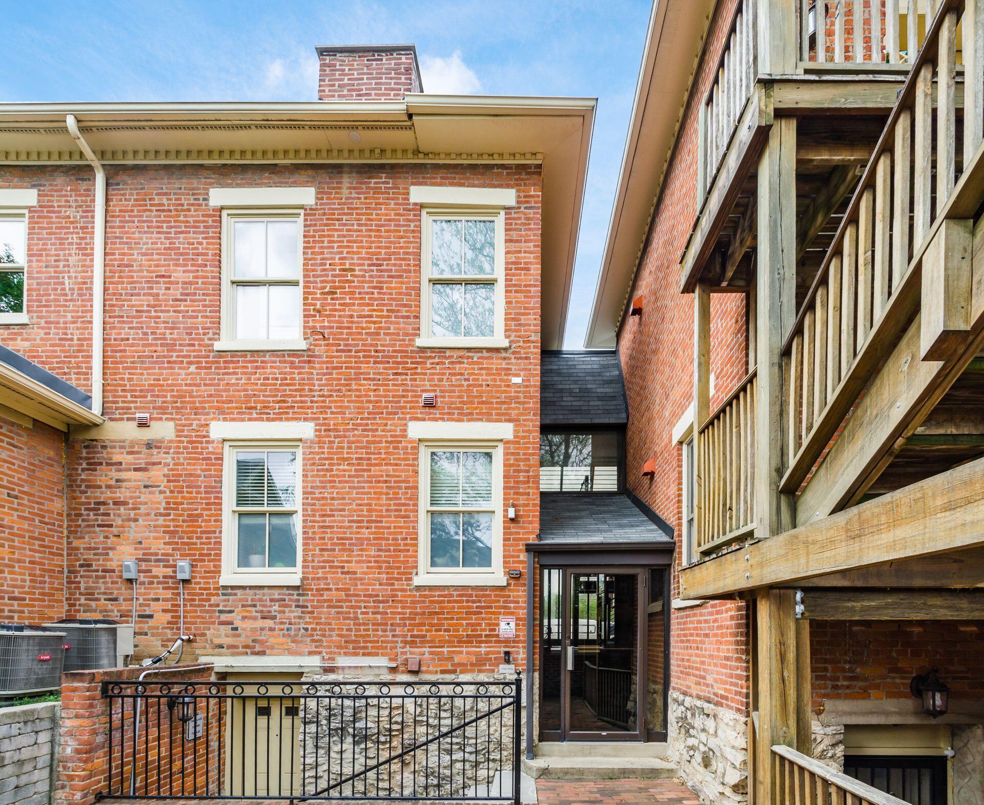 171 E Livingston Avenue, Unit B