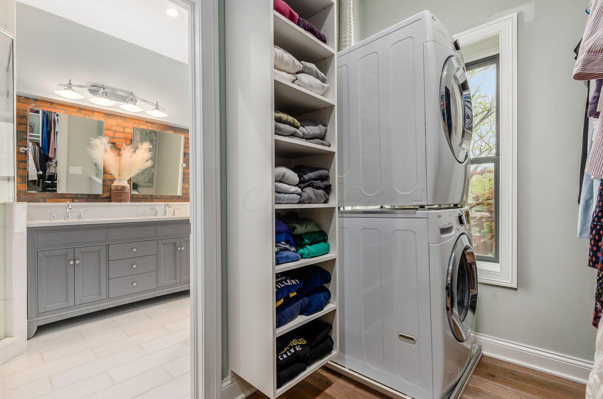 171 E Livingston Avenue, Unit B