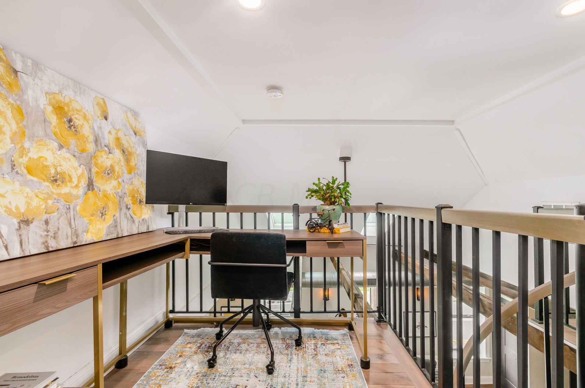 171 E Livingston Avenue, Unit B