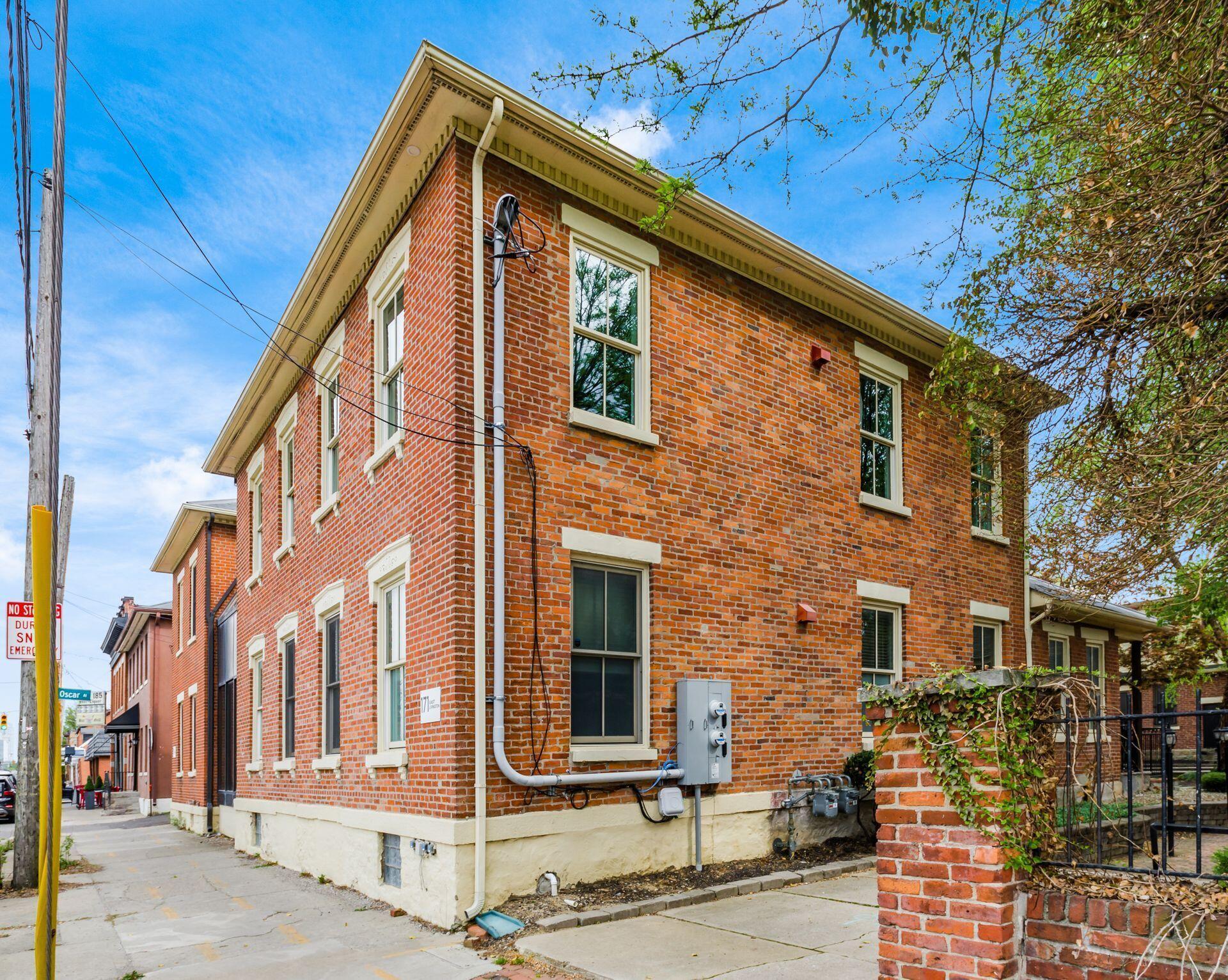 171 E Livingston Avenue, Unit B