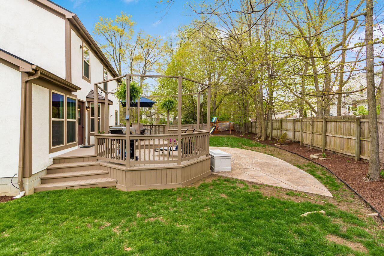 5687 Red Bend Lane