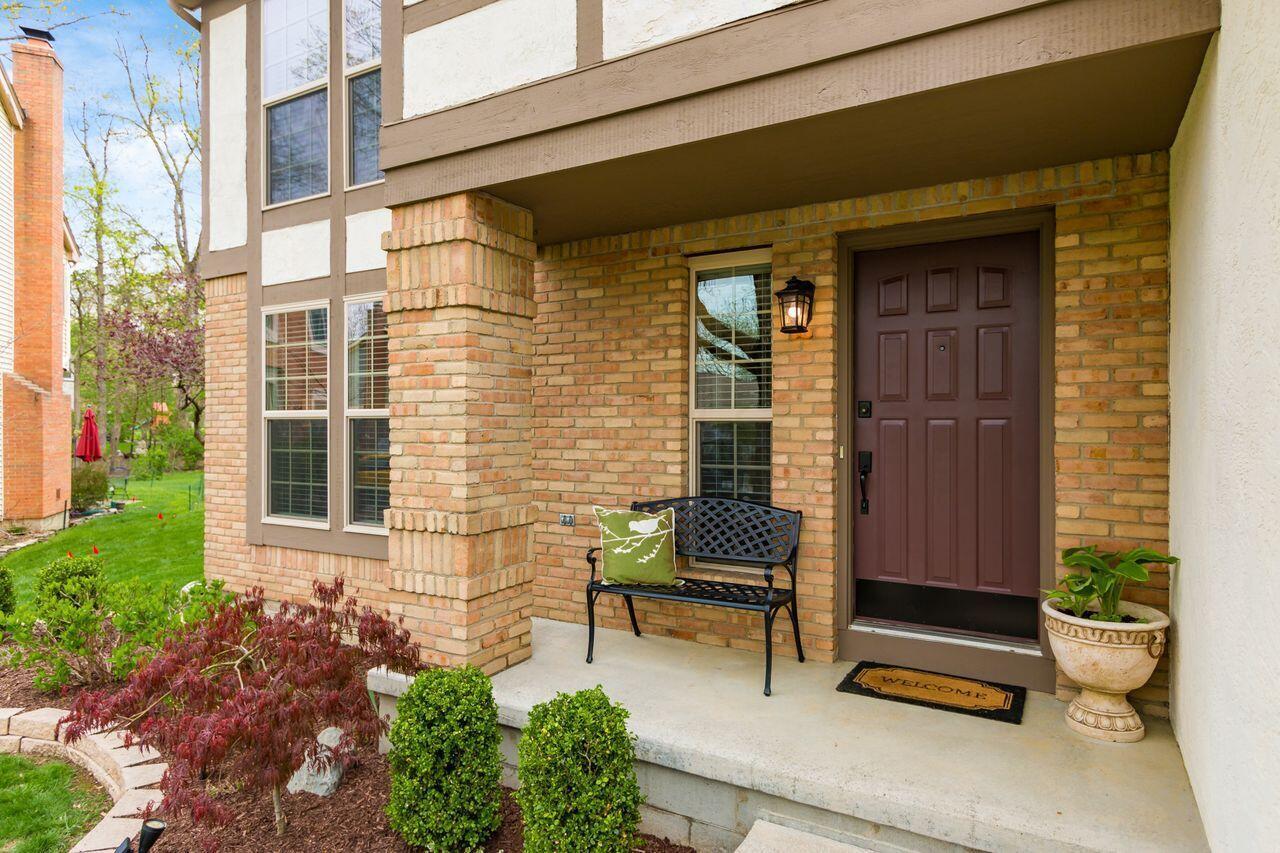 5687 Red Bend Lane