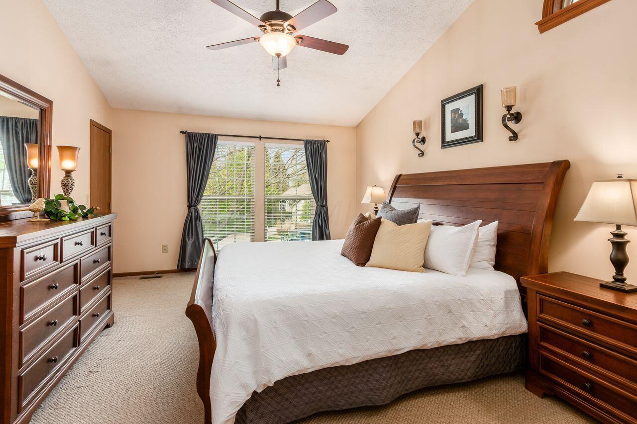 5687 Red Bend Lane