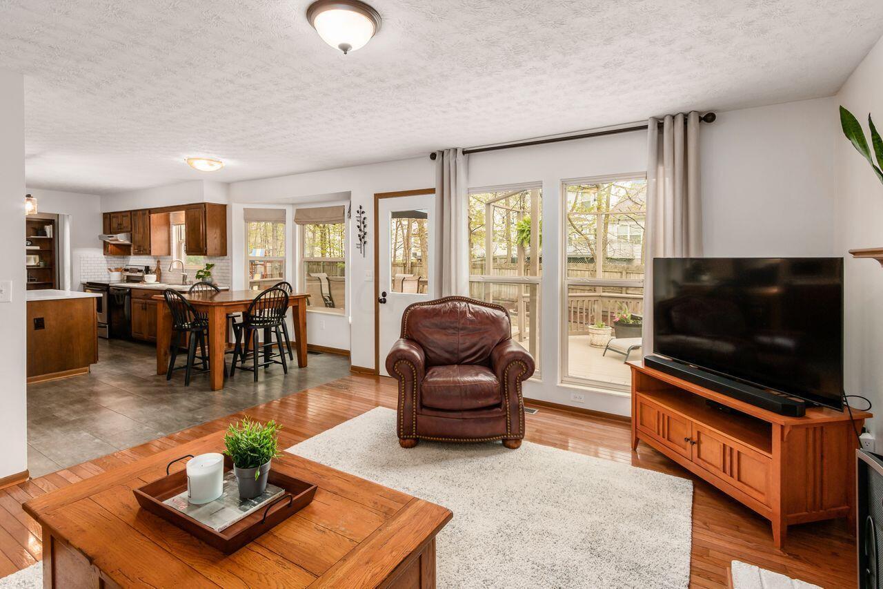 5687 Red Bend Lane