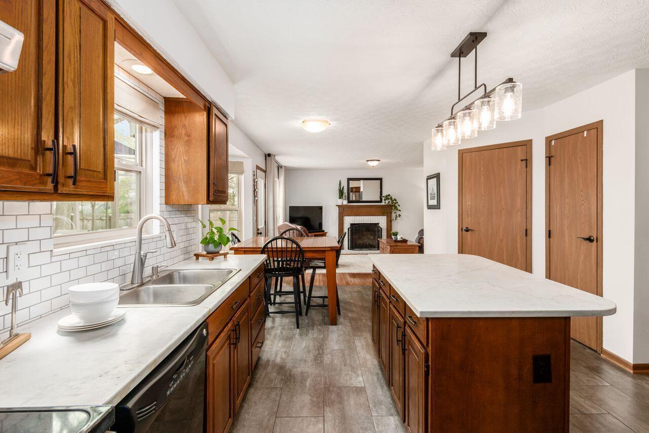 5687 Red Bend Lane