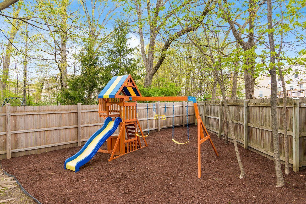 5687 Red Bend Lane