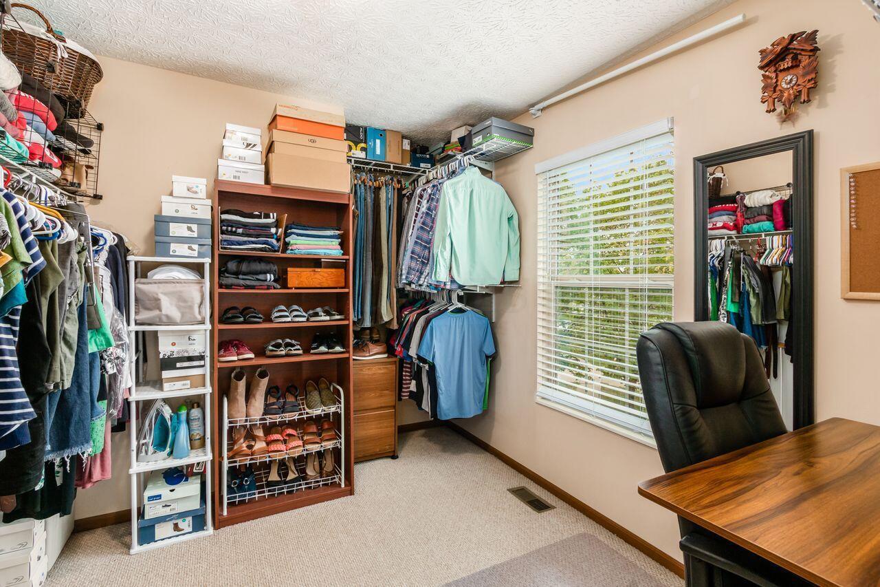 5687 Red Bend Lane